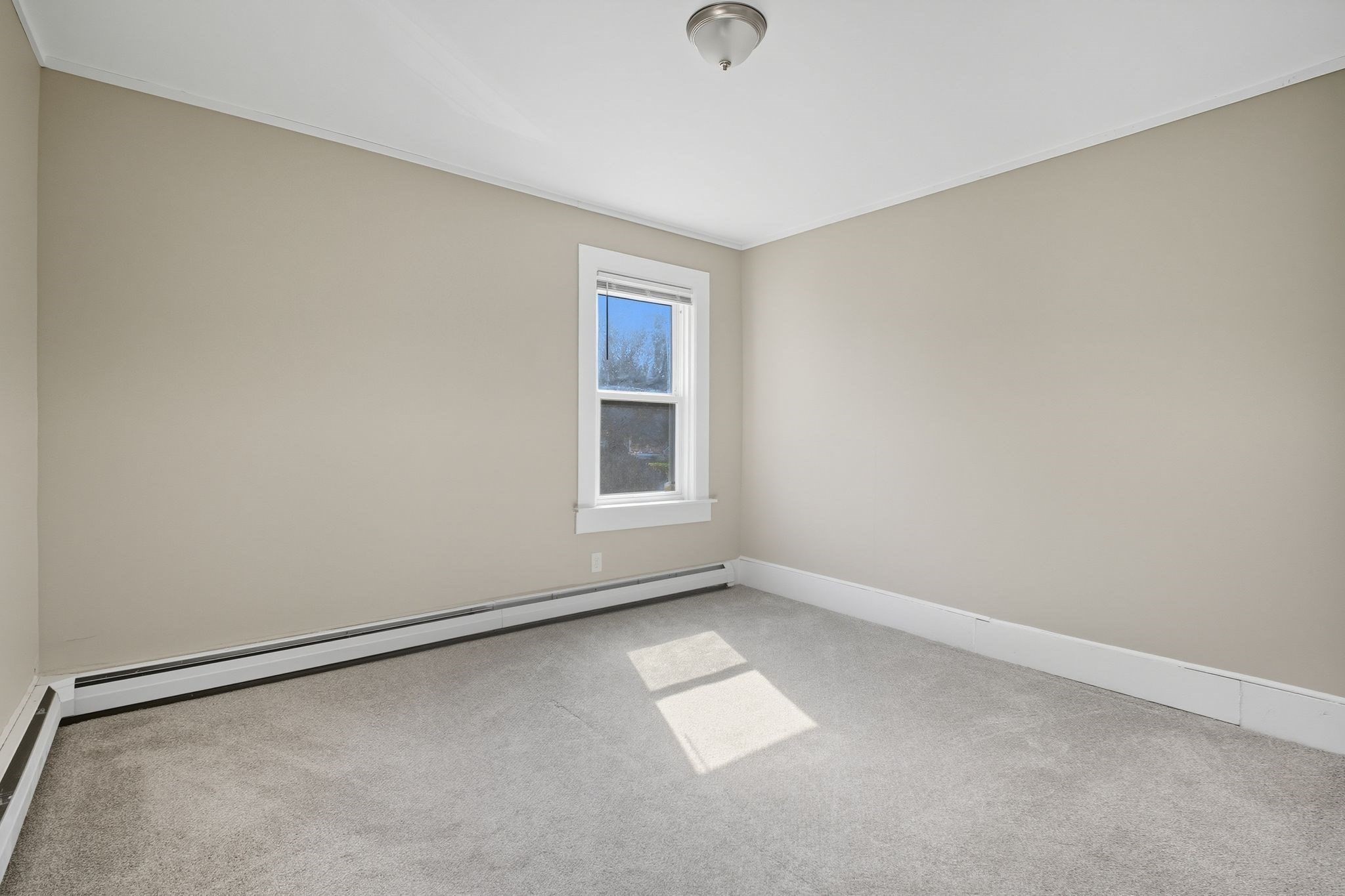 221 East St, Chicopee, MA 01020 - Image 16