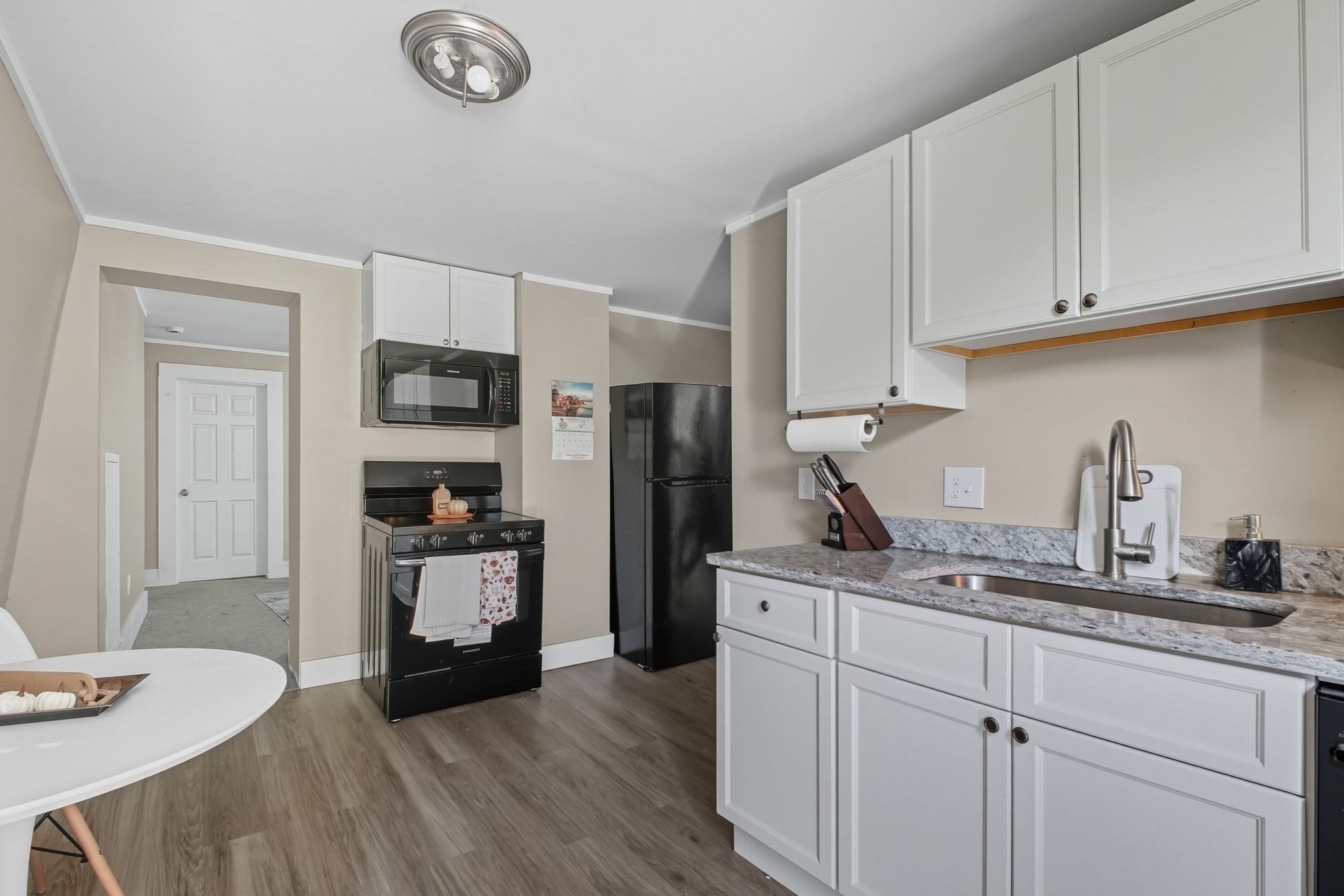 221 East St, Chicopee, MA 01020 - Image 23