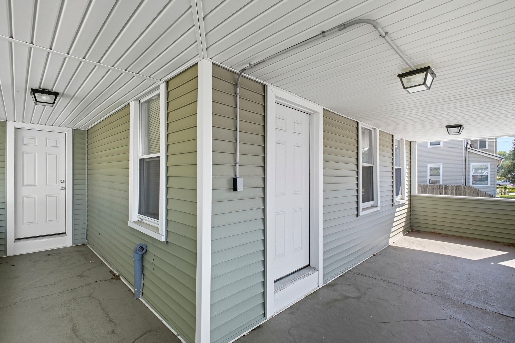 221 East St, Chicopee, MA 01020 - Image 32