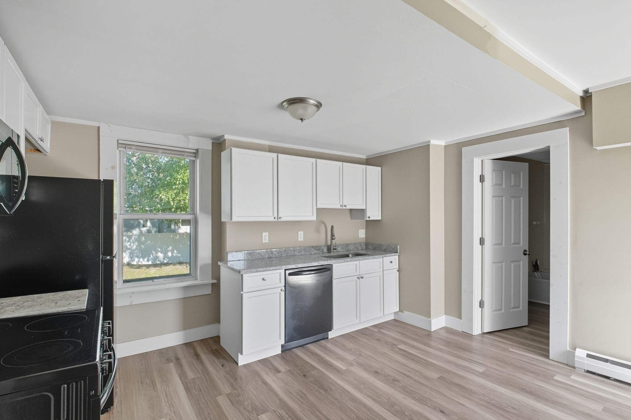 221 East St, Chicopee, MA 01020 - Image 5