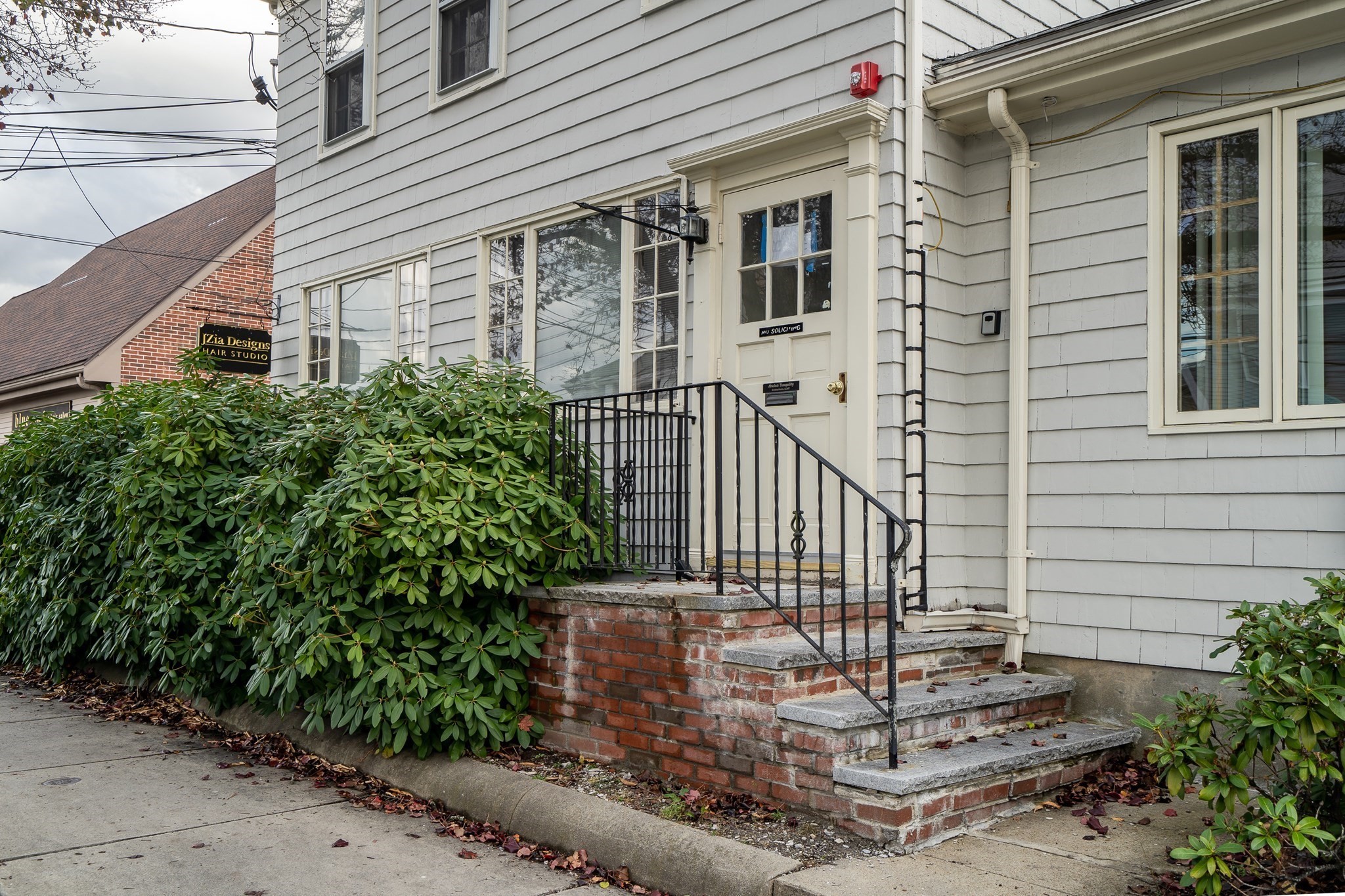 14 Muzzey St Unit 14 Upstair, Lexington, MA 02421 - Image 2