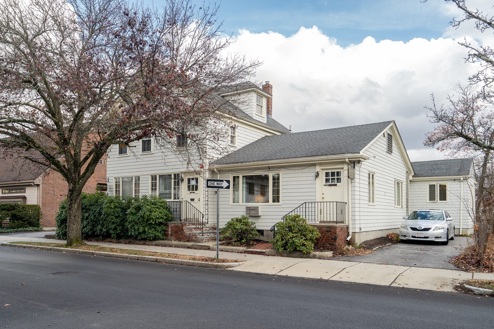 14 Muzzey St Unit 14 Upstair, Lexington, MA 02421 - Image 3