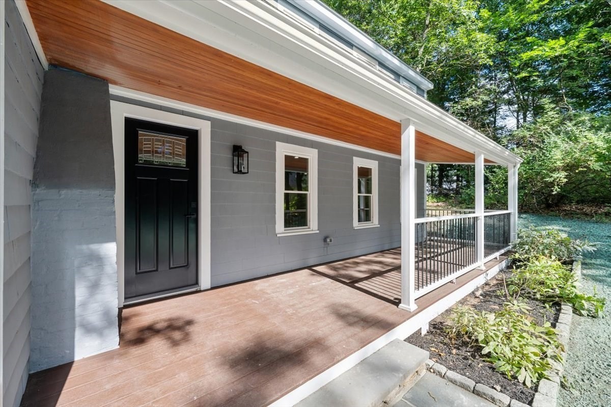 42 Dakin Road, Sudbury, MA 01776