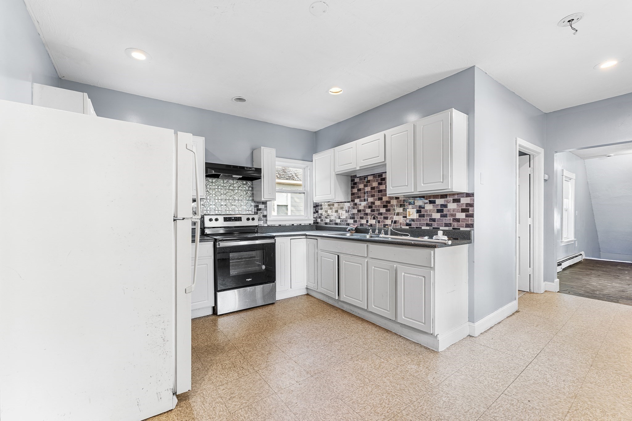 48 Chestnut St, Leominster, MA 01453 - Image 4