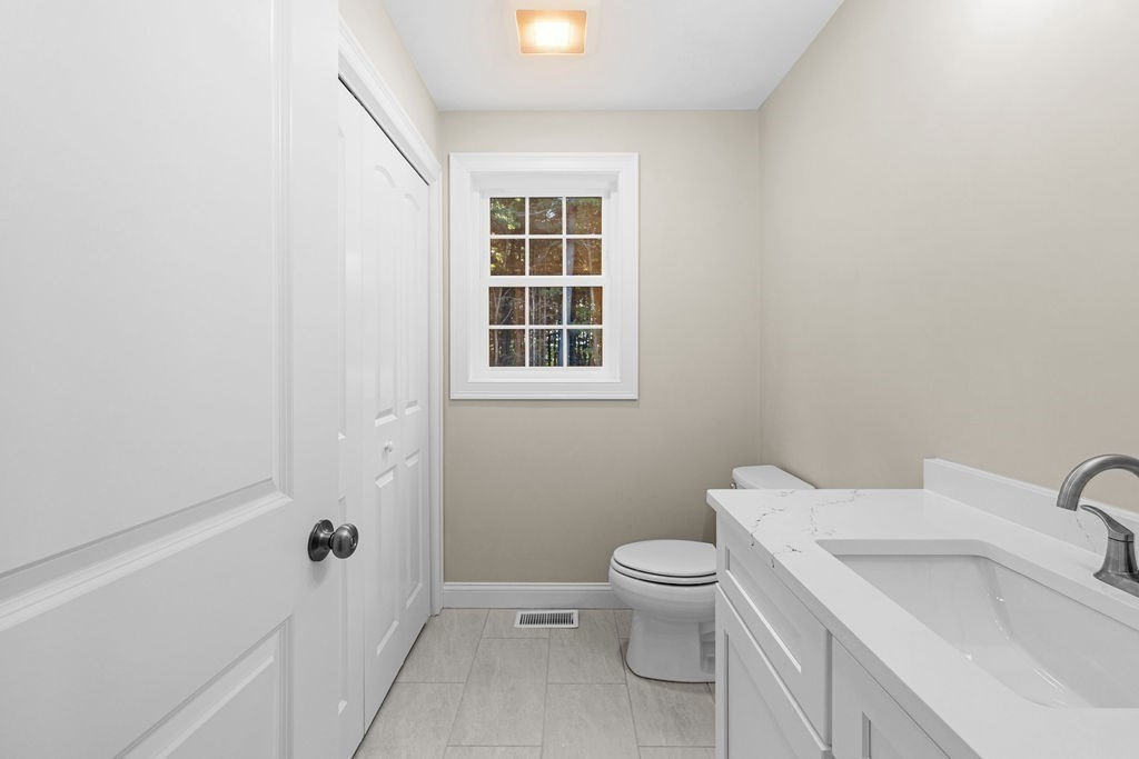 32 Forrest St, Berkley, MA 02779 - Image 19