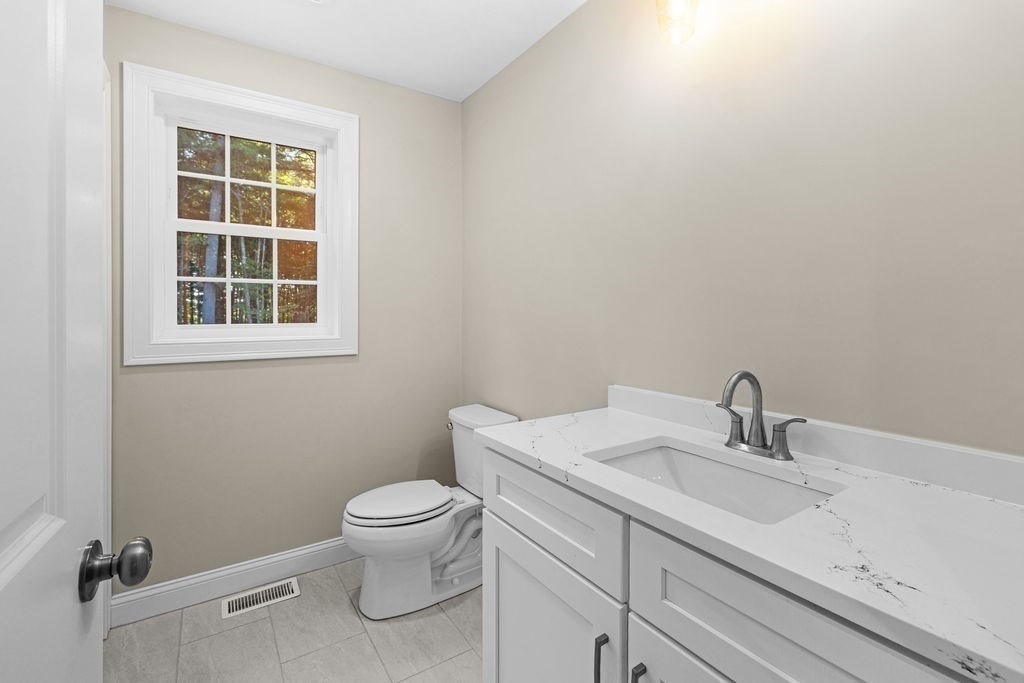 32 Forrest St, Berkley, MA 02779 - Image 20