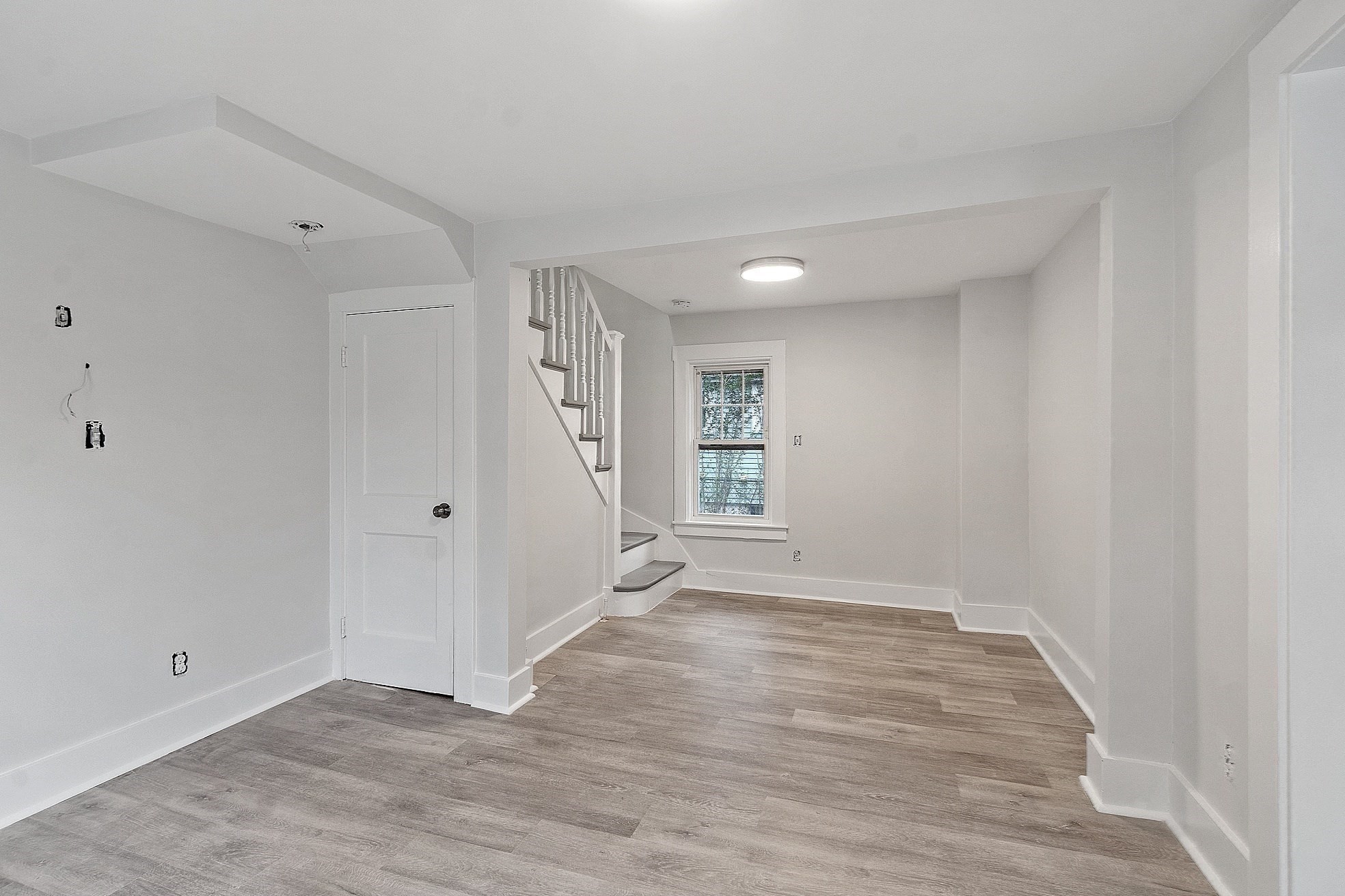 98 Seminole Ave, Waltham, MA 02451 - Image 19