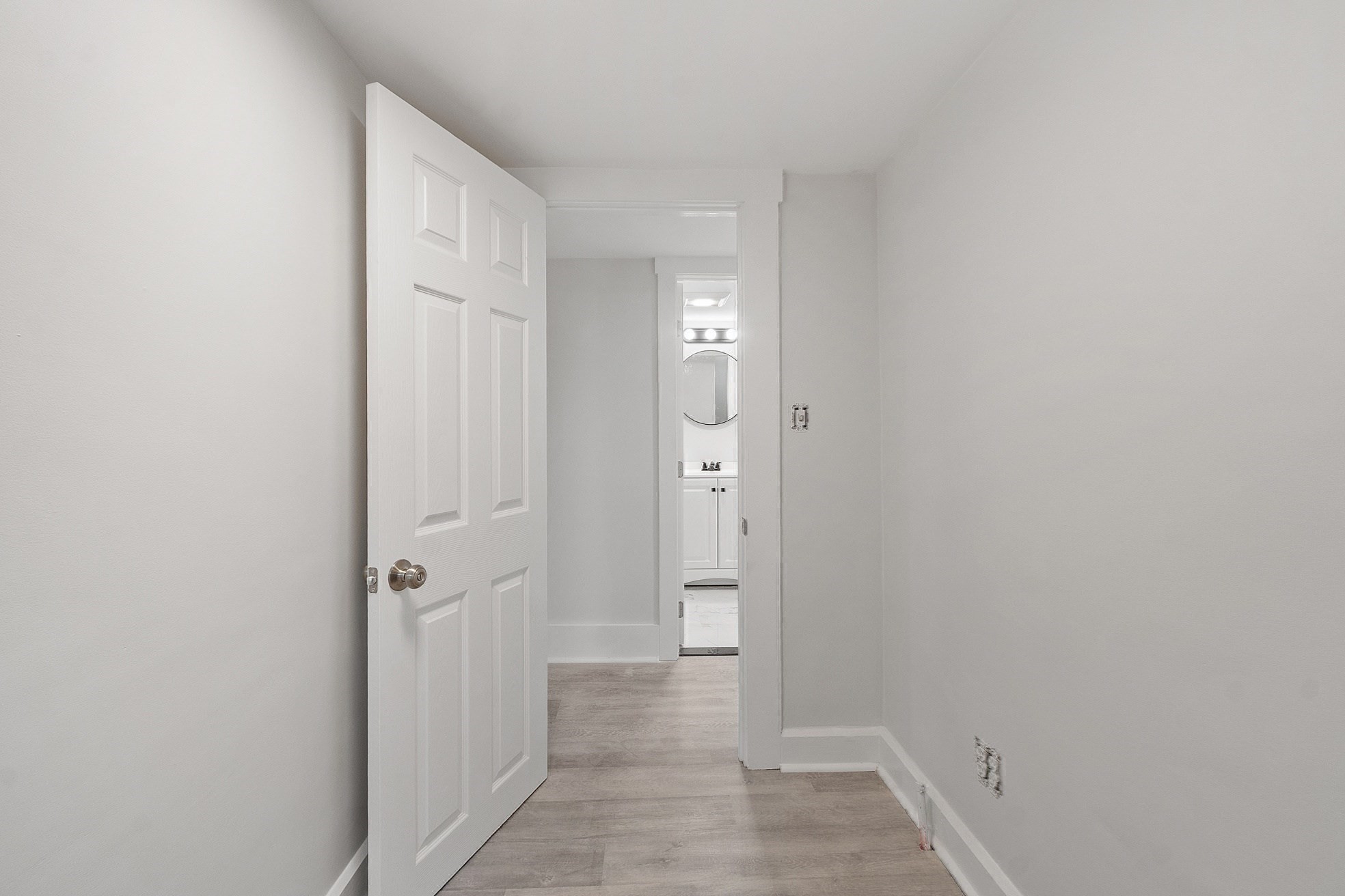 98 Seminole Ave, Waltham, MA 02451 - Image 27