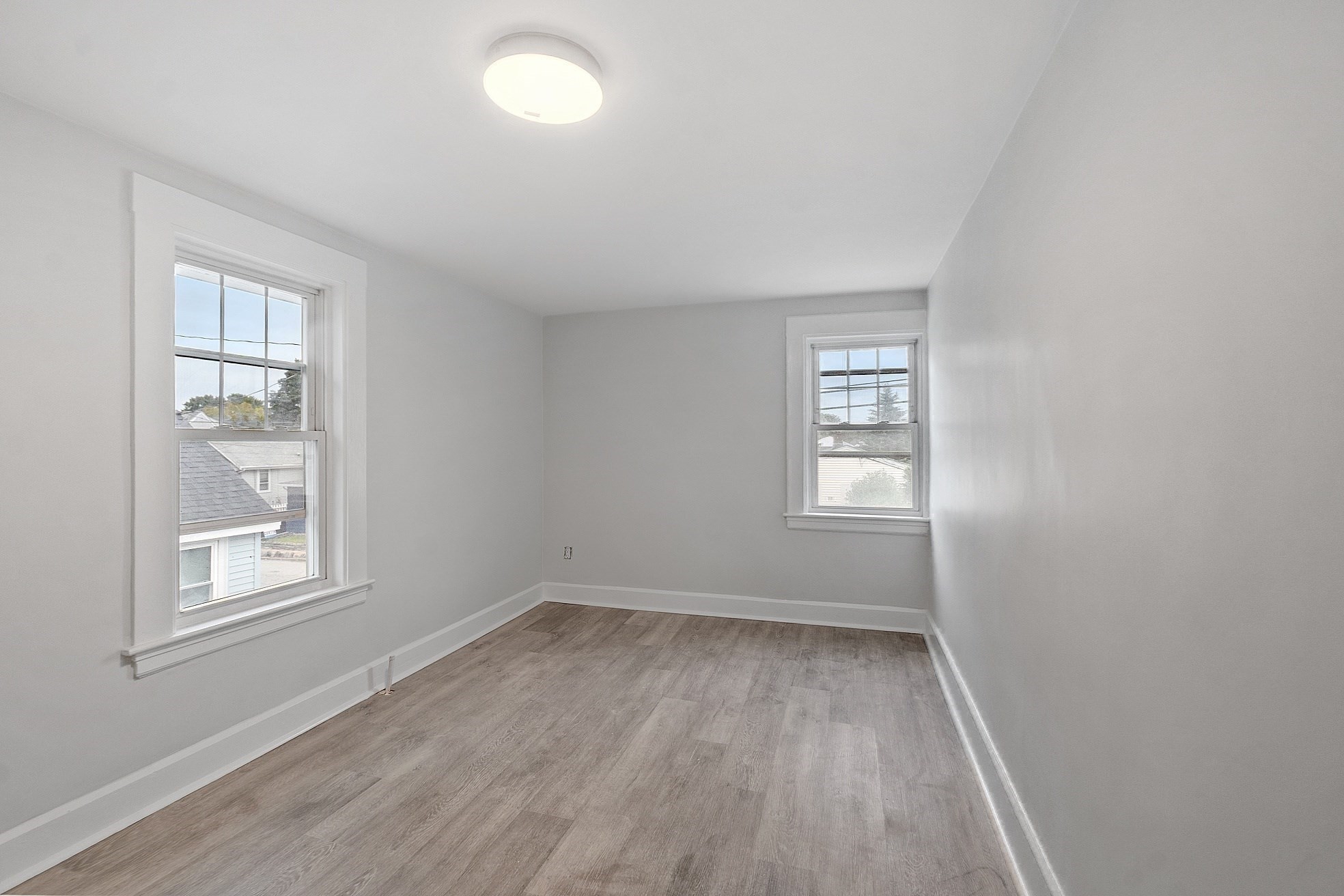 98 Seminole Ave, Waltham, MA 02451 - Image 30