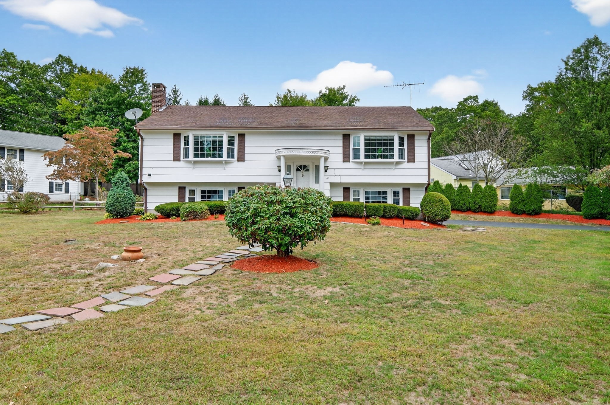 41 Margery Rd, Brockton, MA 02301