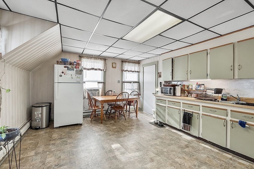 337 Parker Street, Gardner, MA 01440 - Image 15