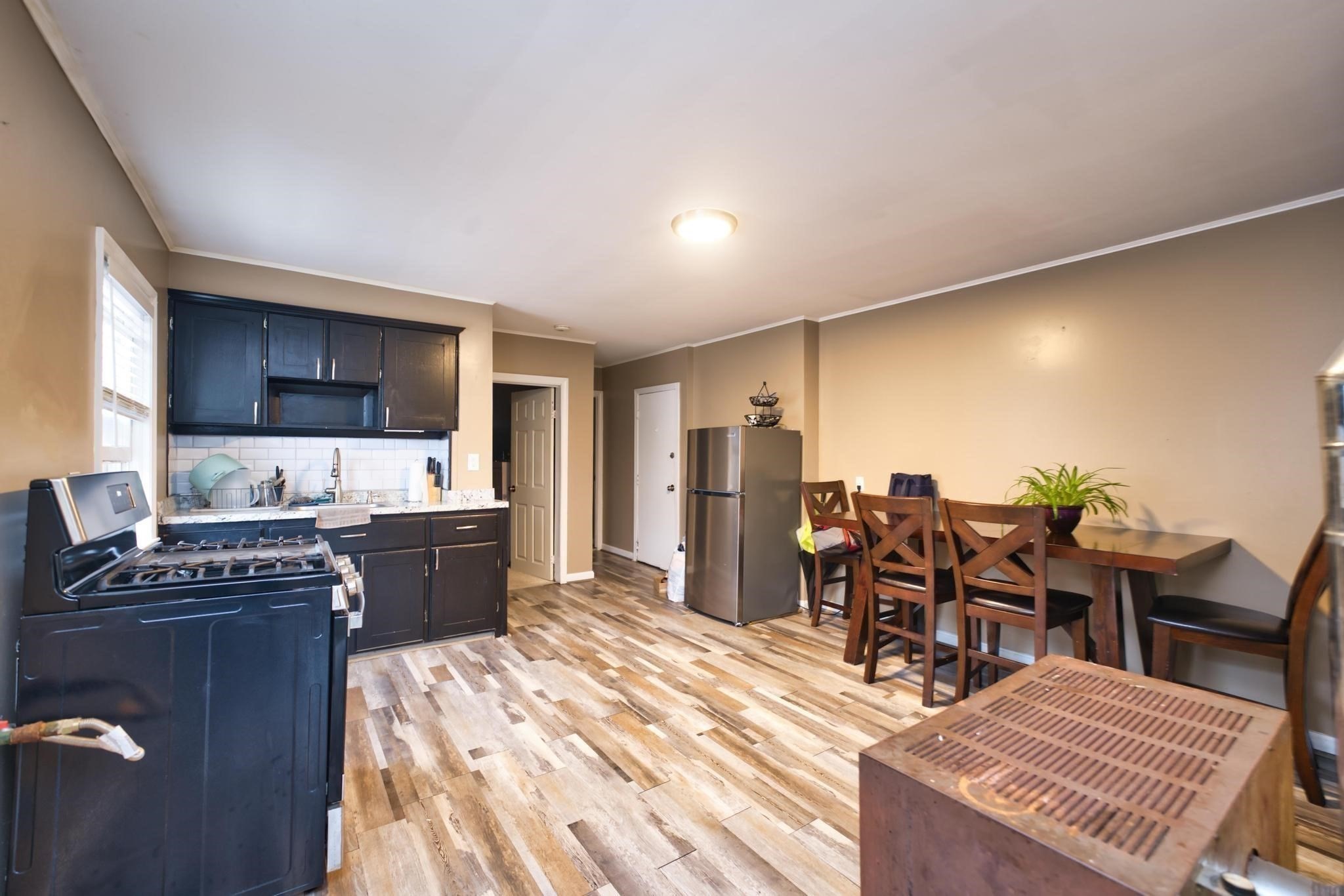 98 Beetle St, New Bedford, MA 02746 - Image 12