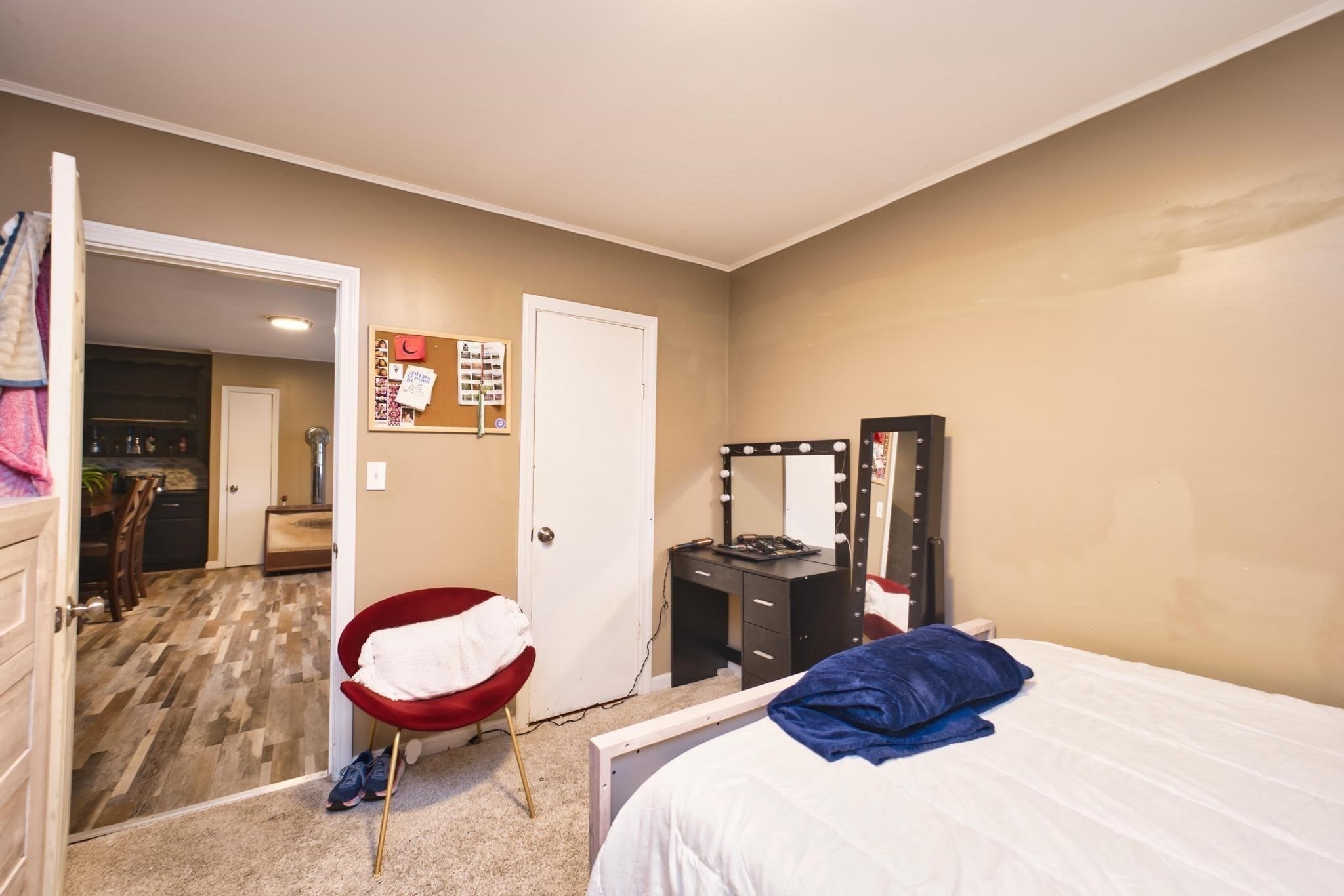 98 Beetle St, New Bedford, MA 02746 - Image 16