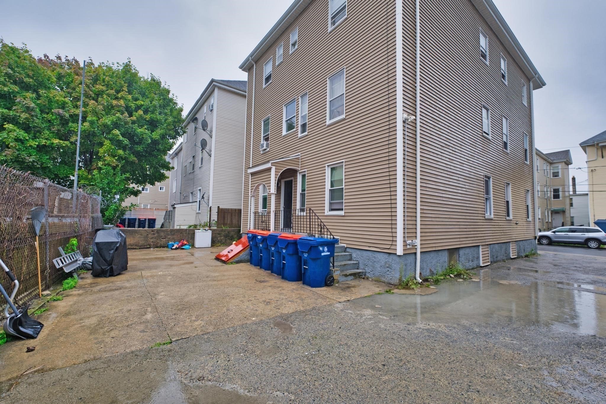 98 Beetle St, New Bedford, MA 02746 - Image 39