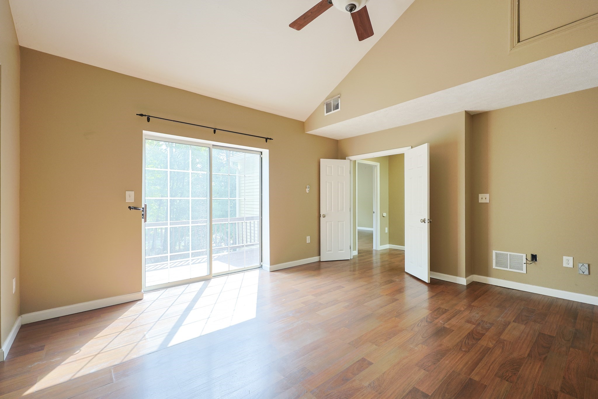 14 Country Club Ln Unit C, Milford, MA 01757 - Image 13