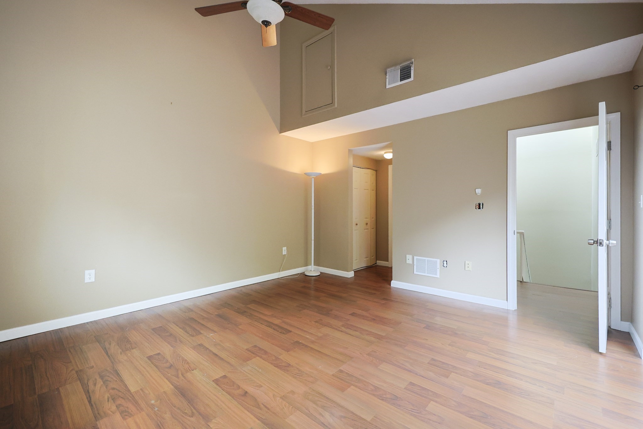 14 Country Club Ln Unit C, Milford, MA 01757 - Image 18