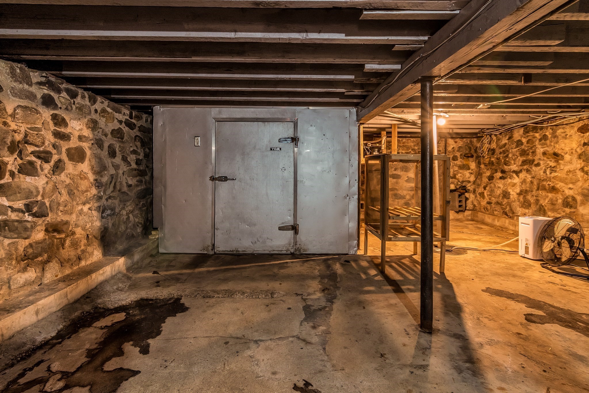 34 Brookfield St, Lawrence, MA 01843 - Image 12