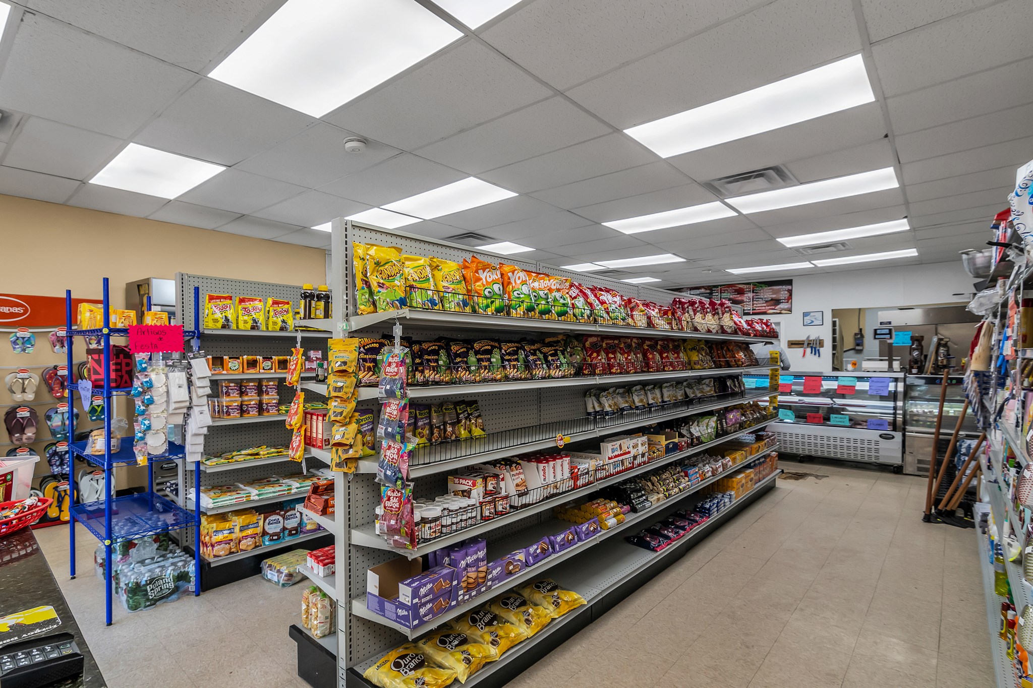 34 Brookfield St, Lawrence, MA 01843 - Image 4