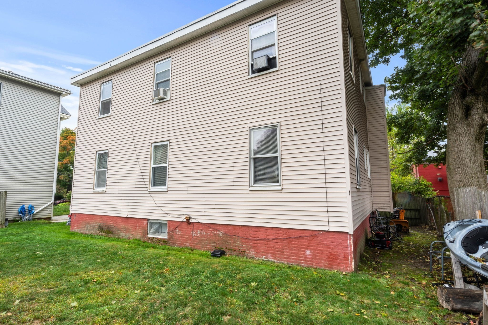 16 Fountain St, Haverhill, MA 01830 - Image 2