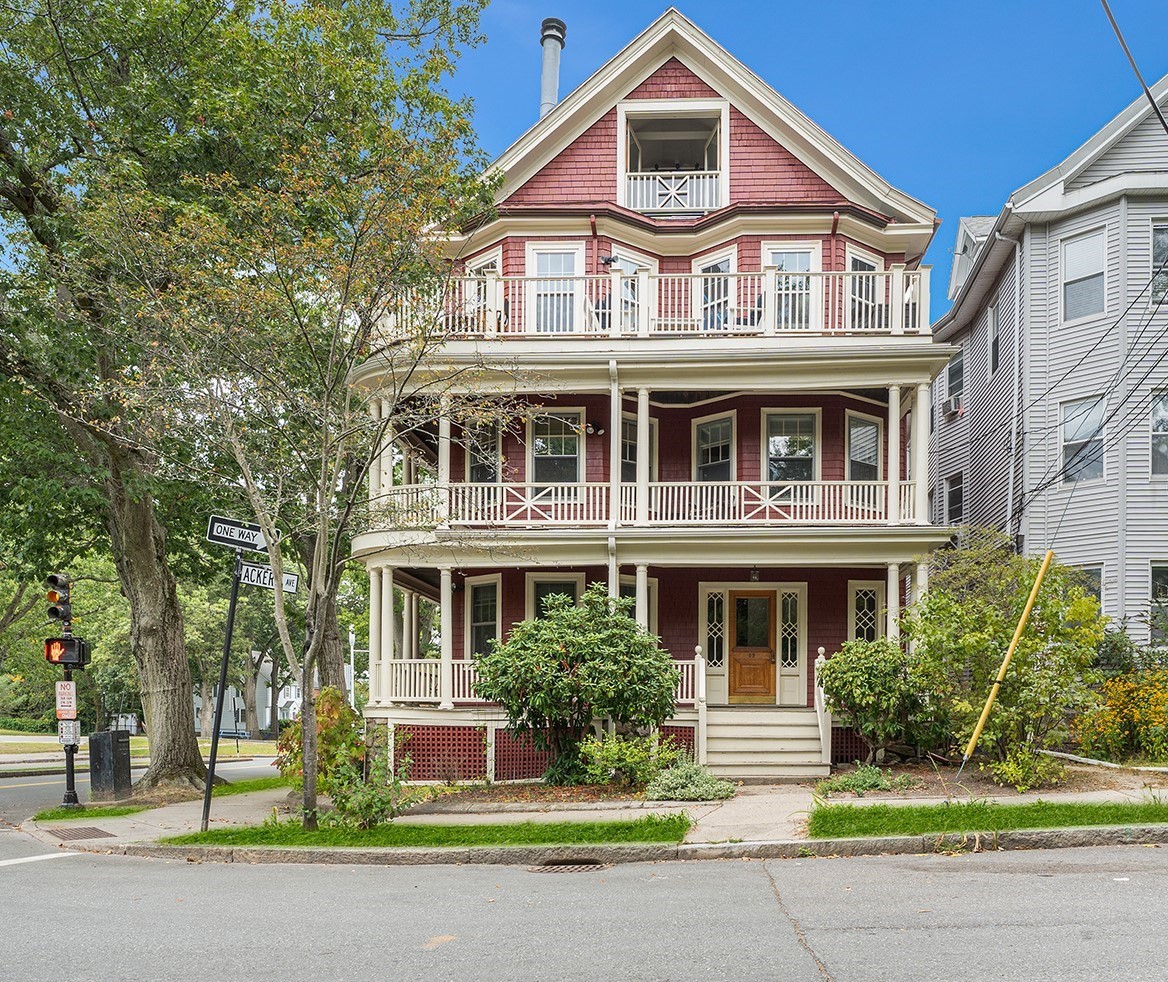 59 Ackers Ave Unit 1, Brookline, MA 02445 - Image 2