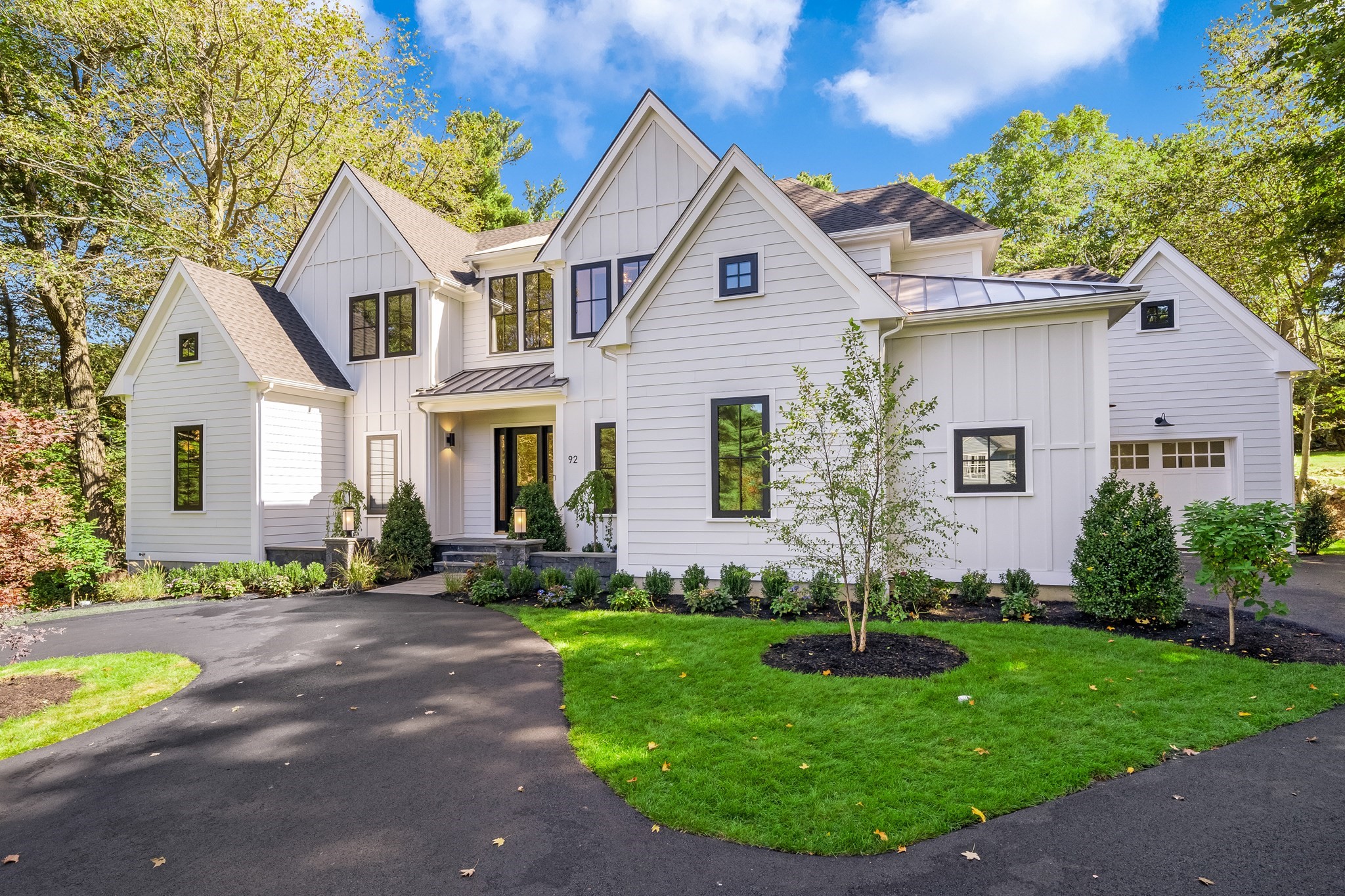 92 Hill St, Lexington, MA 02421