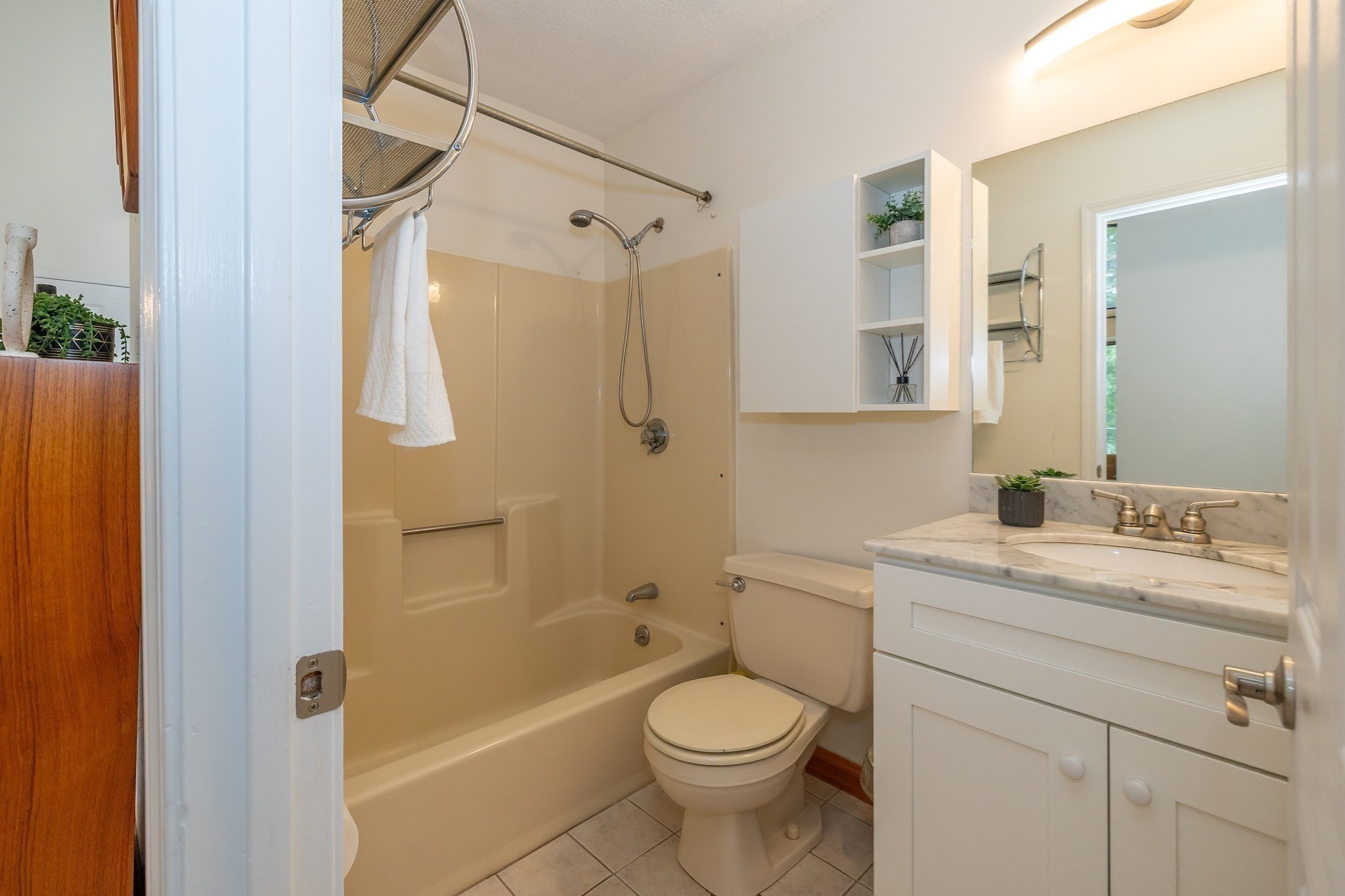 181 Littleton Rd Bldg 7 Unit 242, Chelmsford, MA 01824 - Image 18