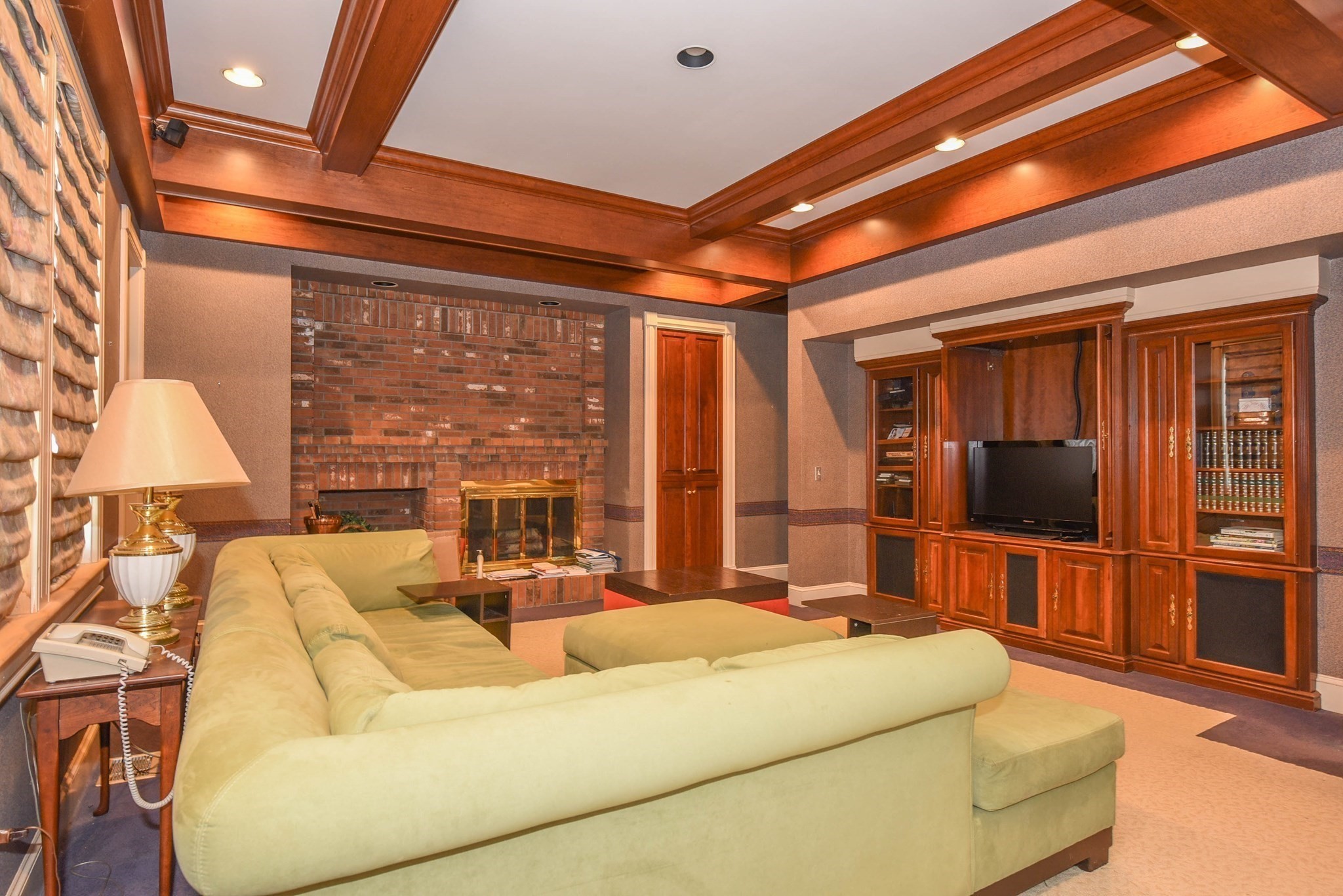 86 Kingsnorth Street, Northbridge, MA 01588 - Image 12