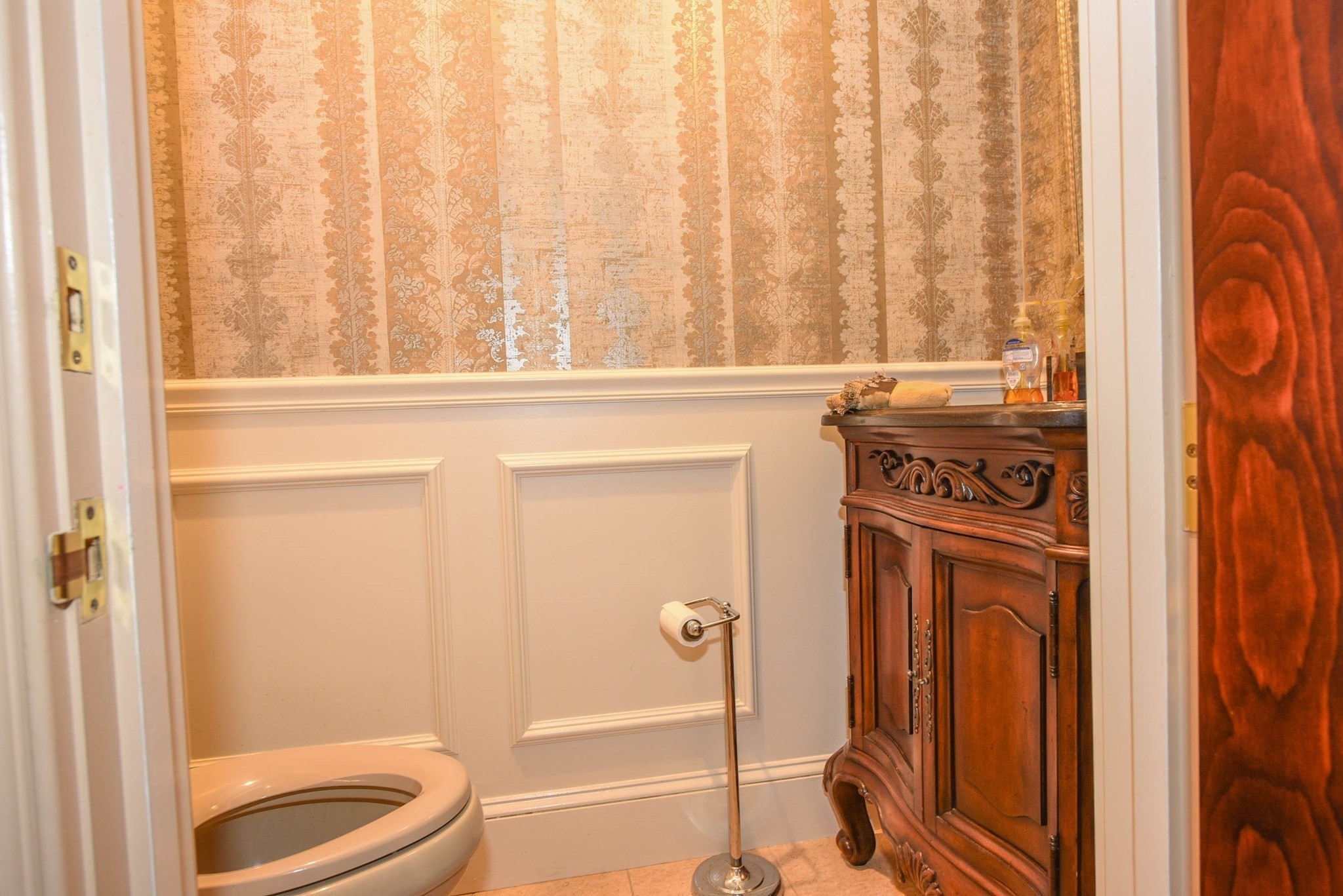 86 Kingsnorth Street, Northbridge, MA 01588 - Image 16