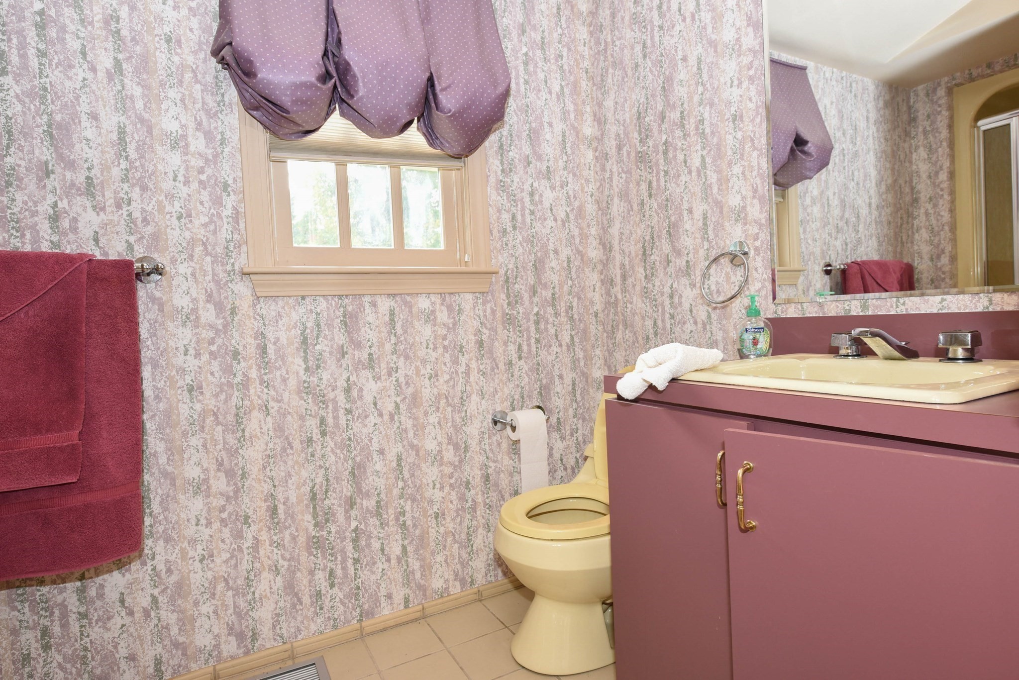 86 Kingsnorth Street, Northbridge, MA 01588 - Image 22