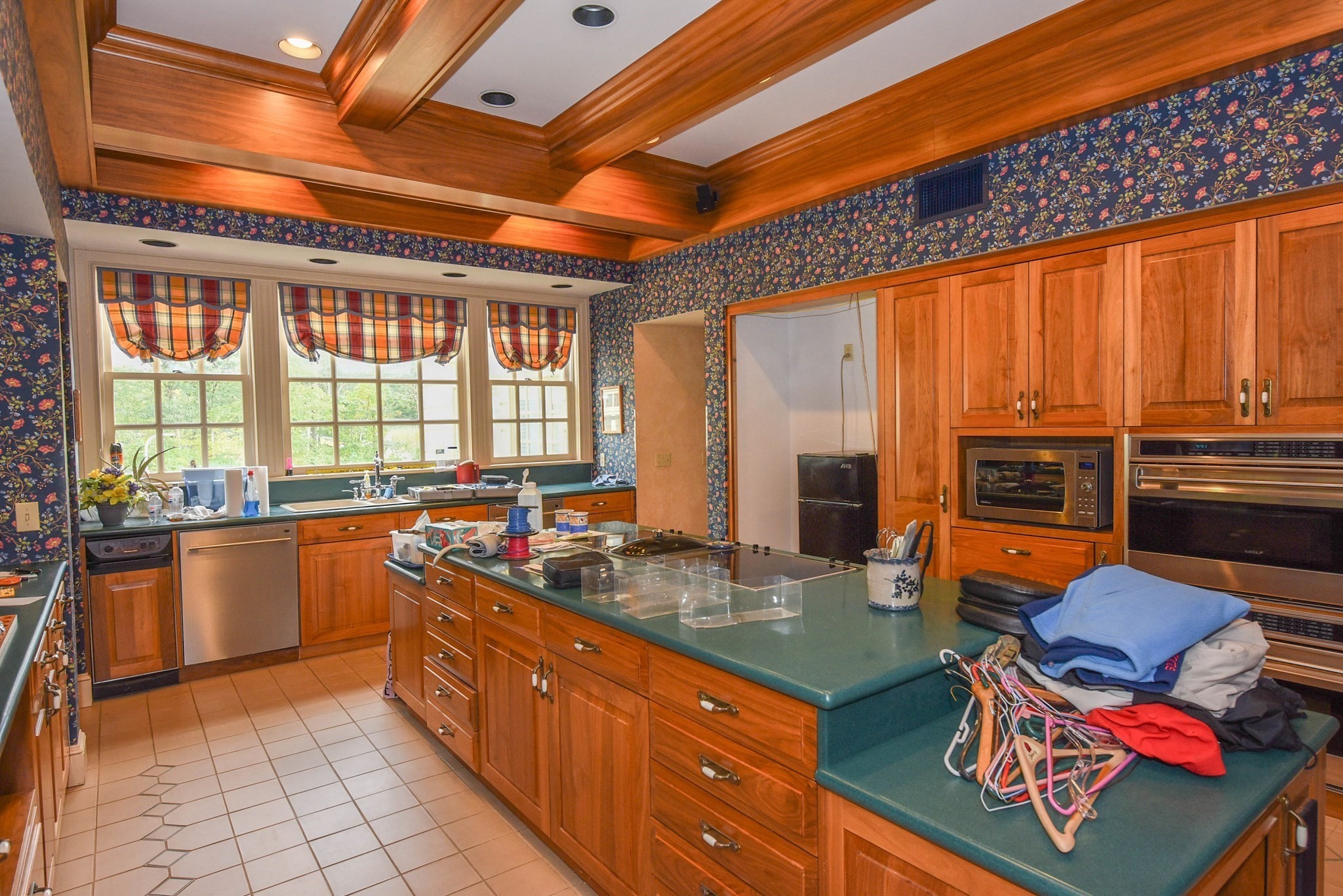 86 Kingsnorth Street, Northbridge, MA 01588 - Image 4