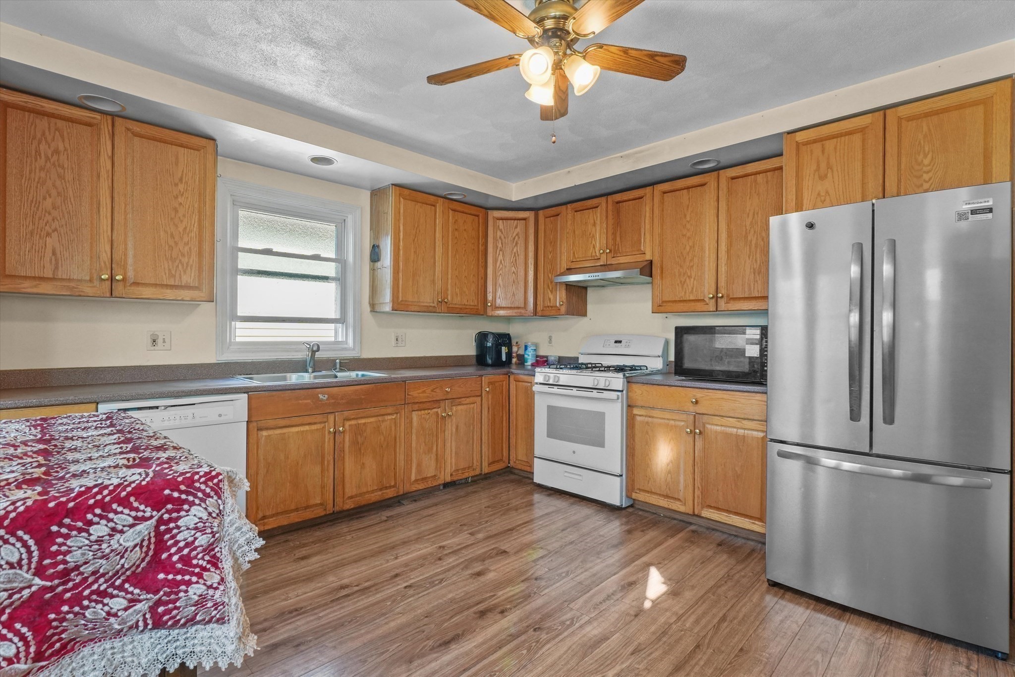 26 Groveland St, Lynn, MA 01902 - Image 14