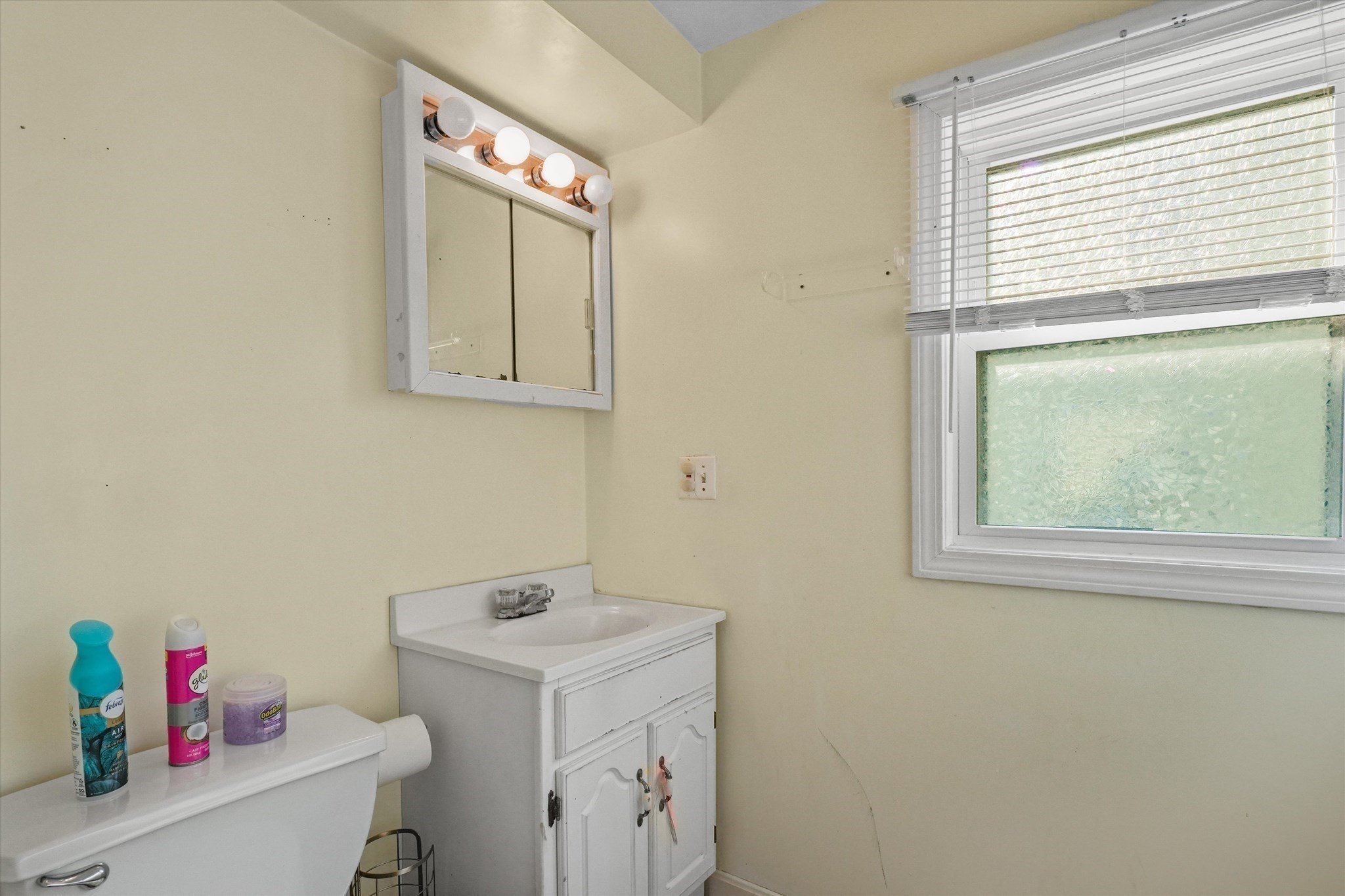 26 Groveland St, Lynn, MA 01902 - Image 16