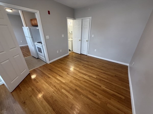 3 Kingsley Ter, Apt 8