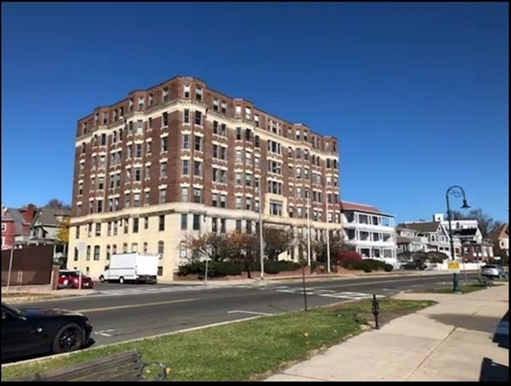 285 Lynn Shore Dr, Apt 203