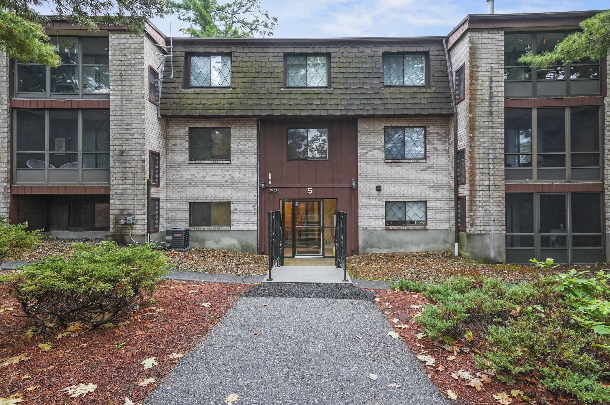 5 Greenbriar Drive Unit 107, North Reading, MA 01864 - Image 2