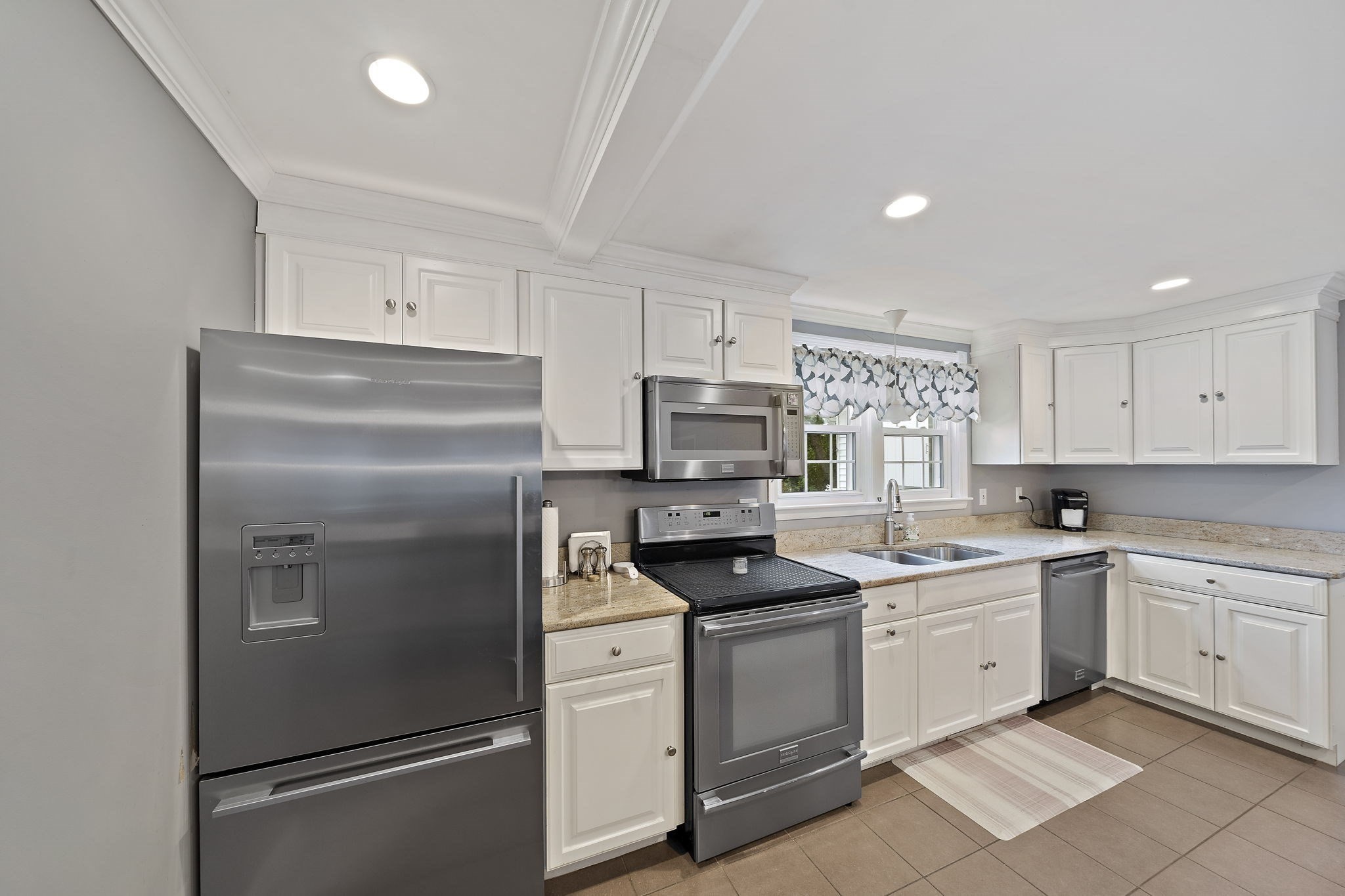 16 Jay Rd, Weymouth, MA 02190 - Image 11