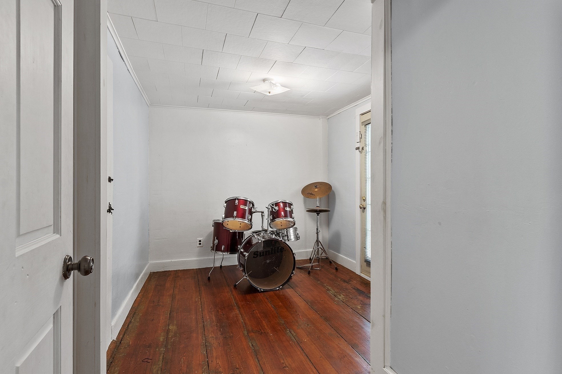 16 N Main St, West Boylston, MA 01583 - Image 24