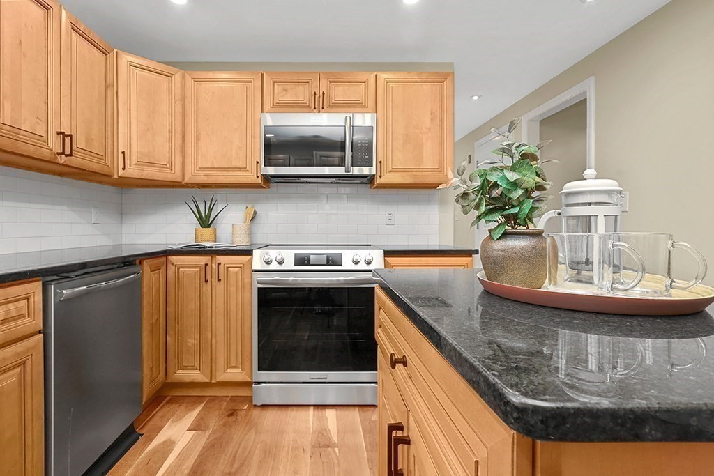 94 Hudson Rd, Stow, MA 01775 - Image 10