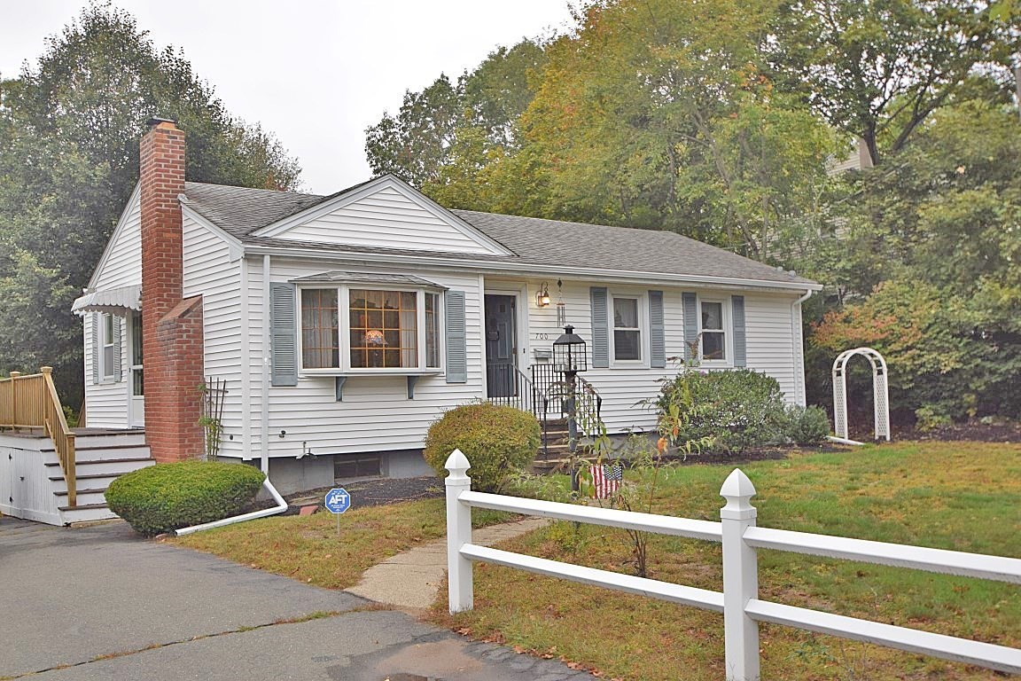 700 North St, Randolph, MA 02368