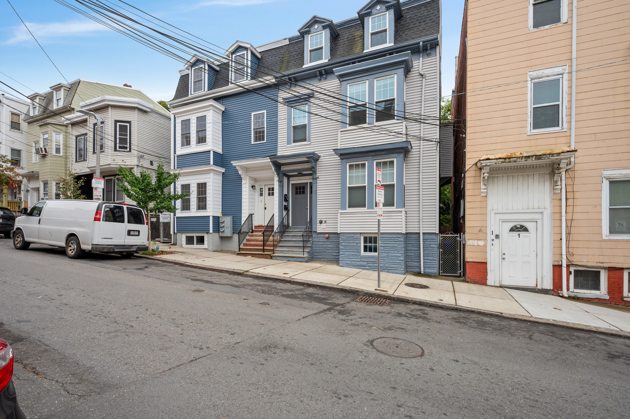 5 Monmouth St Unit 1, Boston - East Boston, MA 02128