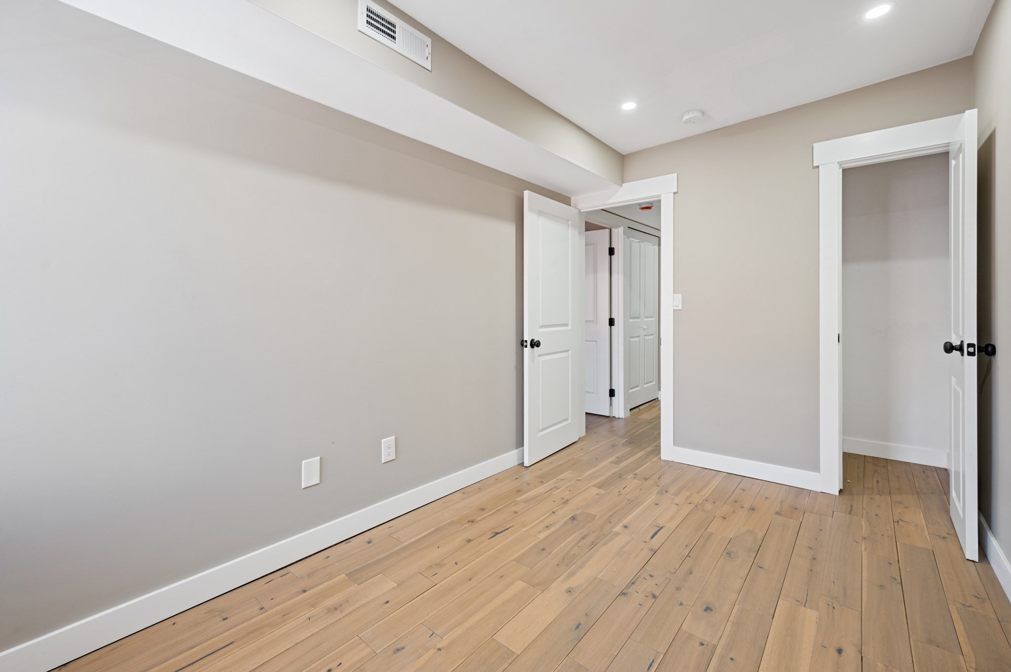 5 Monmouth St, East Boston, Boston, MA 02128 - Image 41