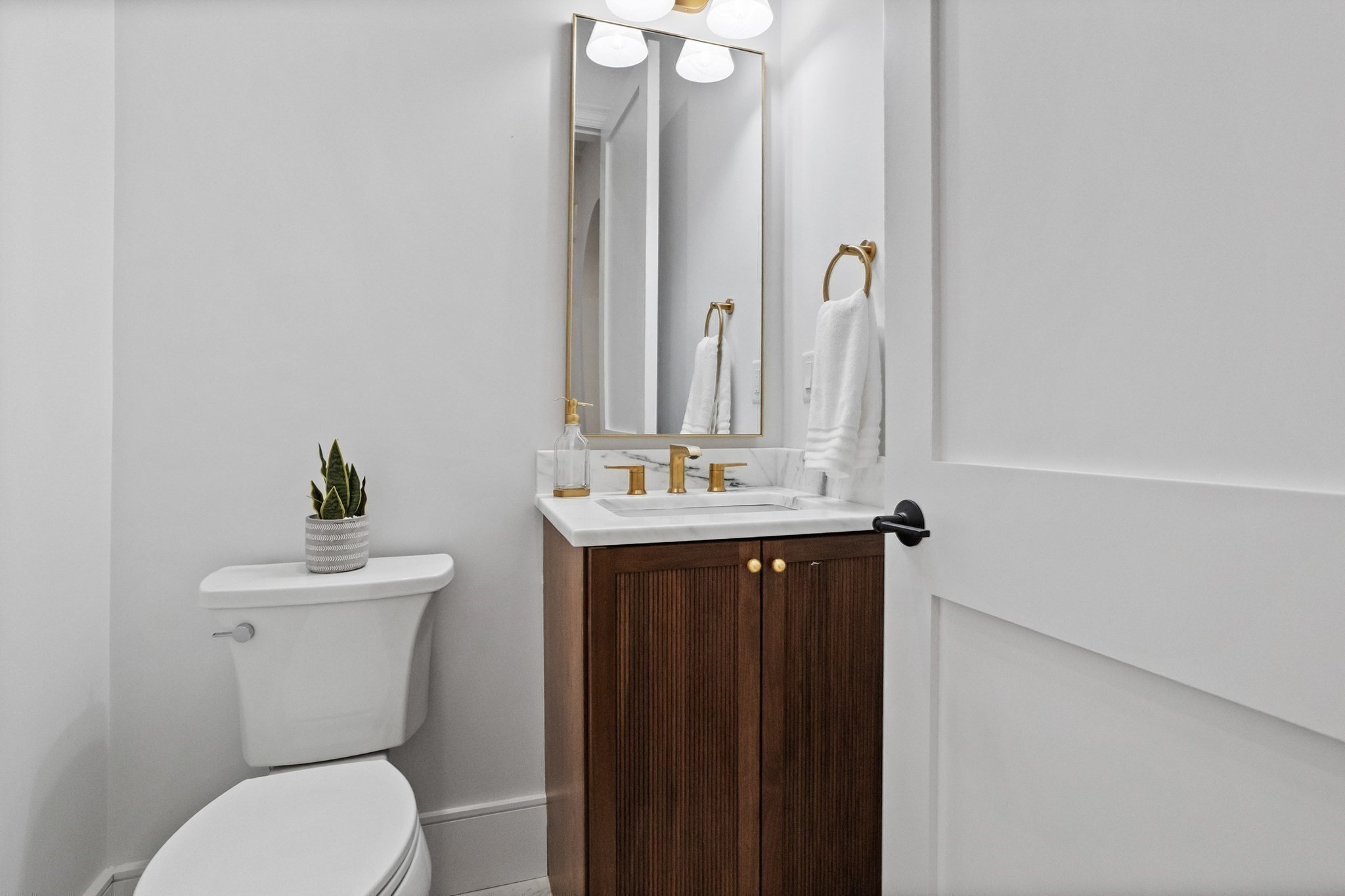 15 Peachtree Road, Lexington, MA 02420 - Image 25