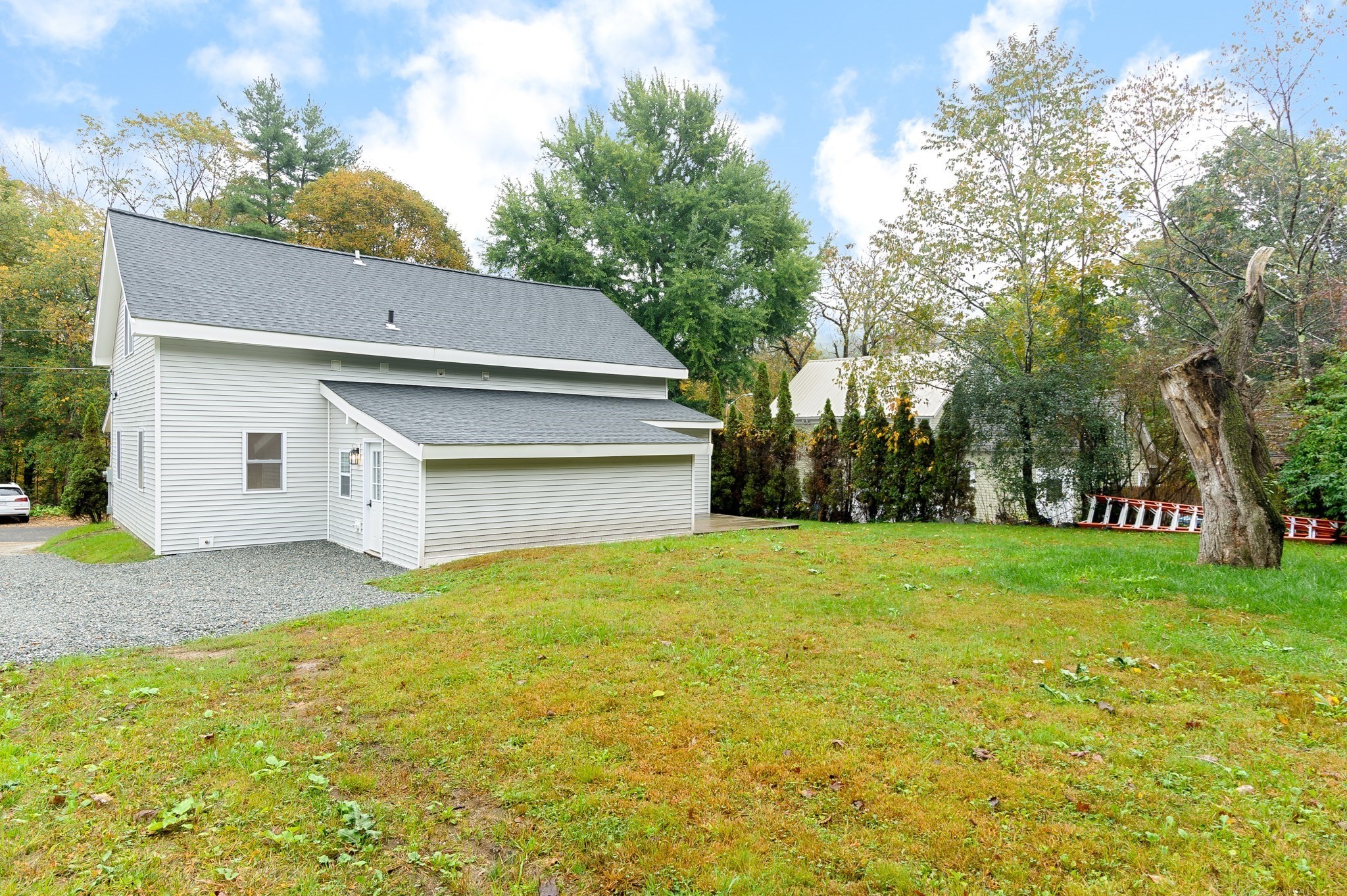 10 Church St, Wales, MA 01081 - Image 13