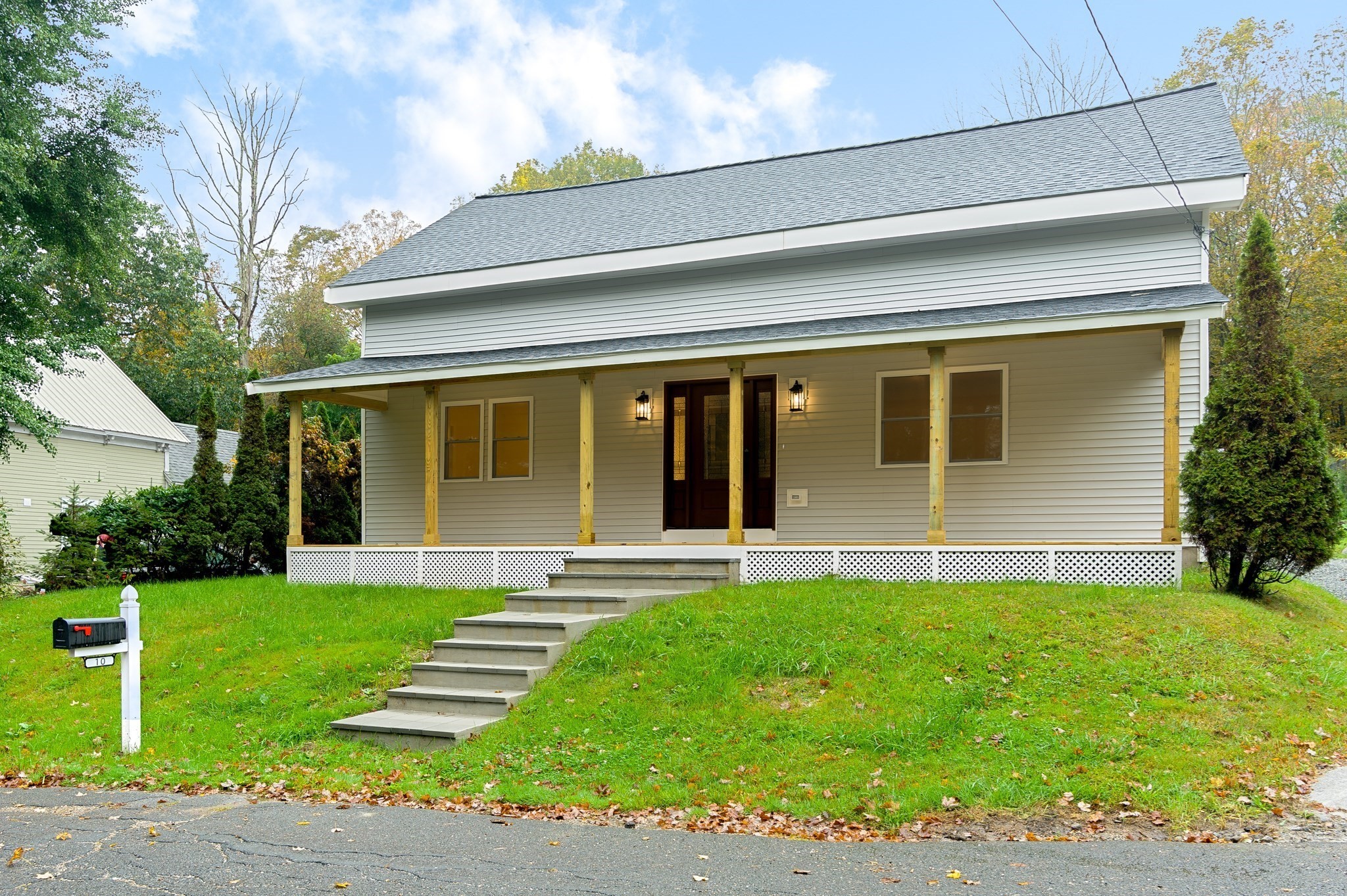 10 Church St, Wales, MA 01081 - Image 8