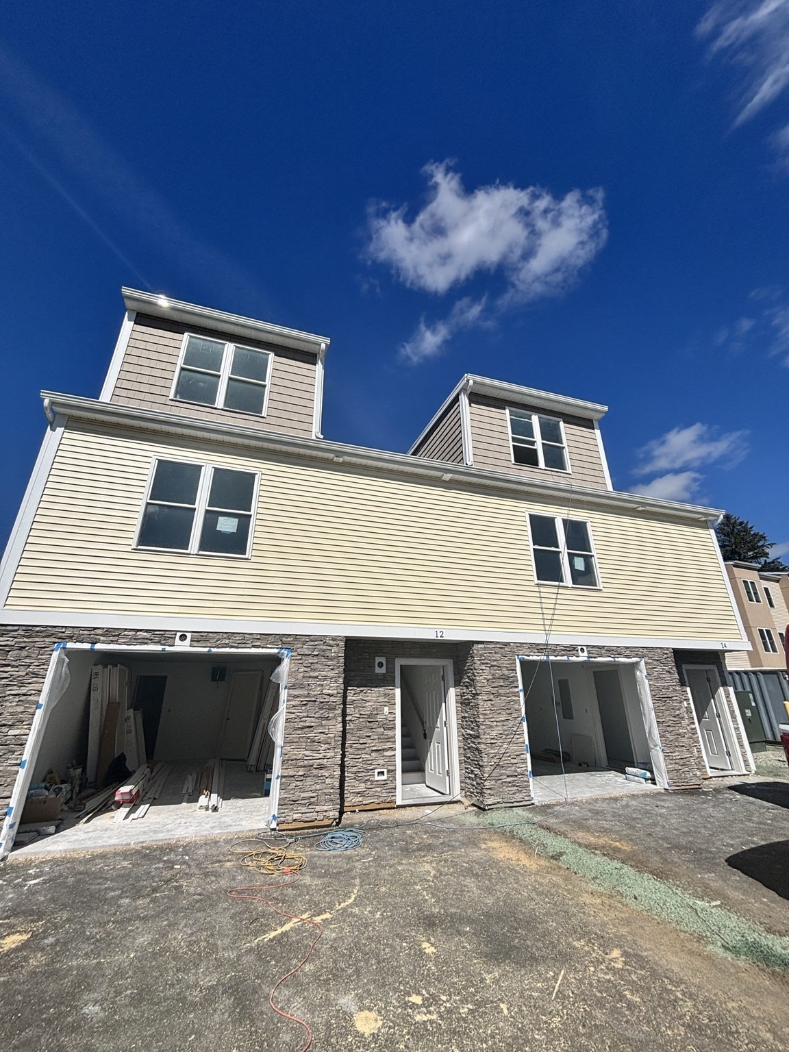 14 Dyer St Unit 14, Rockland, MA 02370