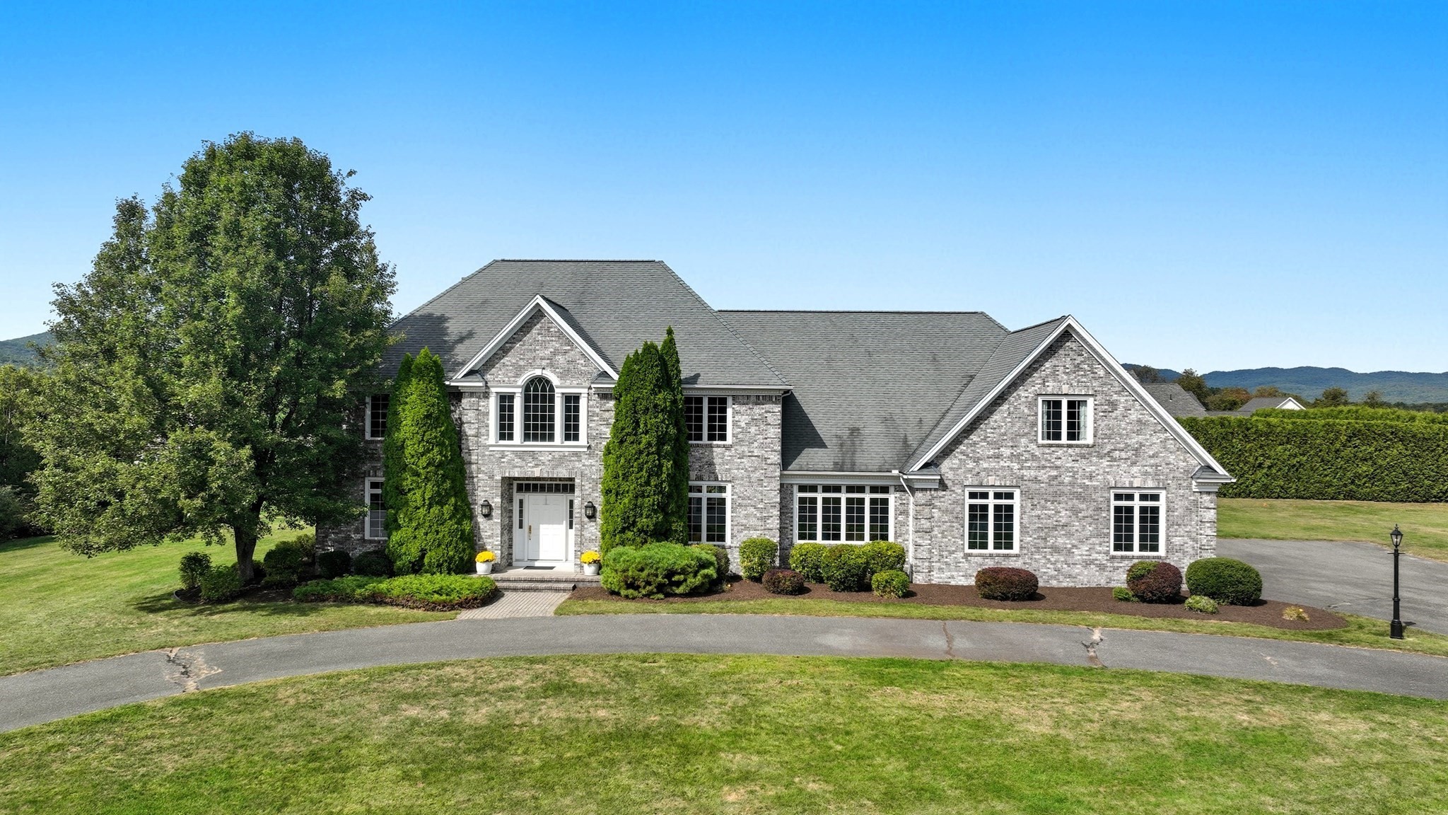 4 Sunrise Cir, South Hadley, MA 01075 - Image 1