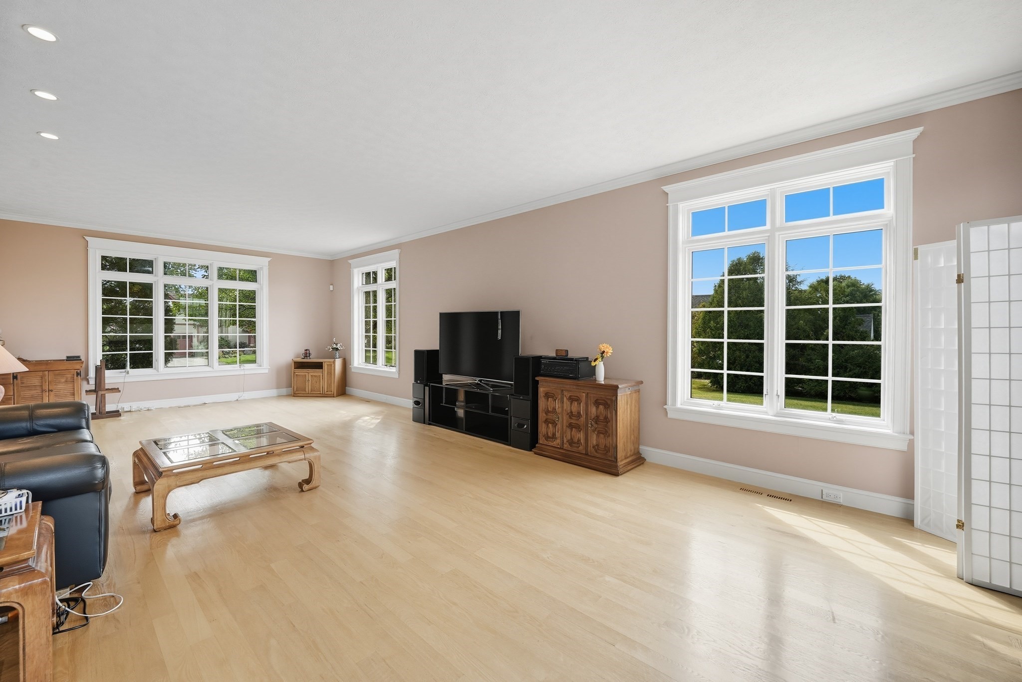 4 Sunrise Cir, South Hadley, MA 01075 - Image 14