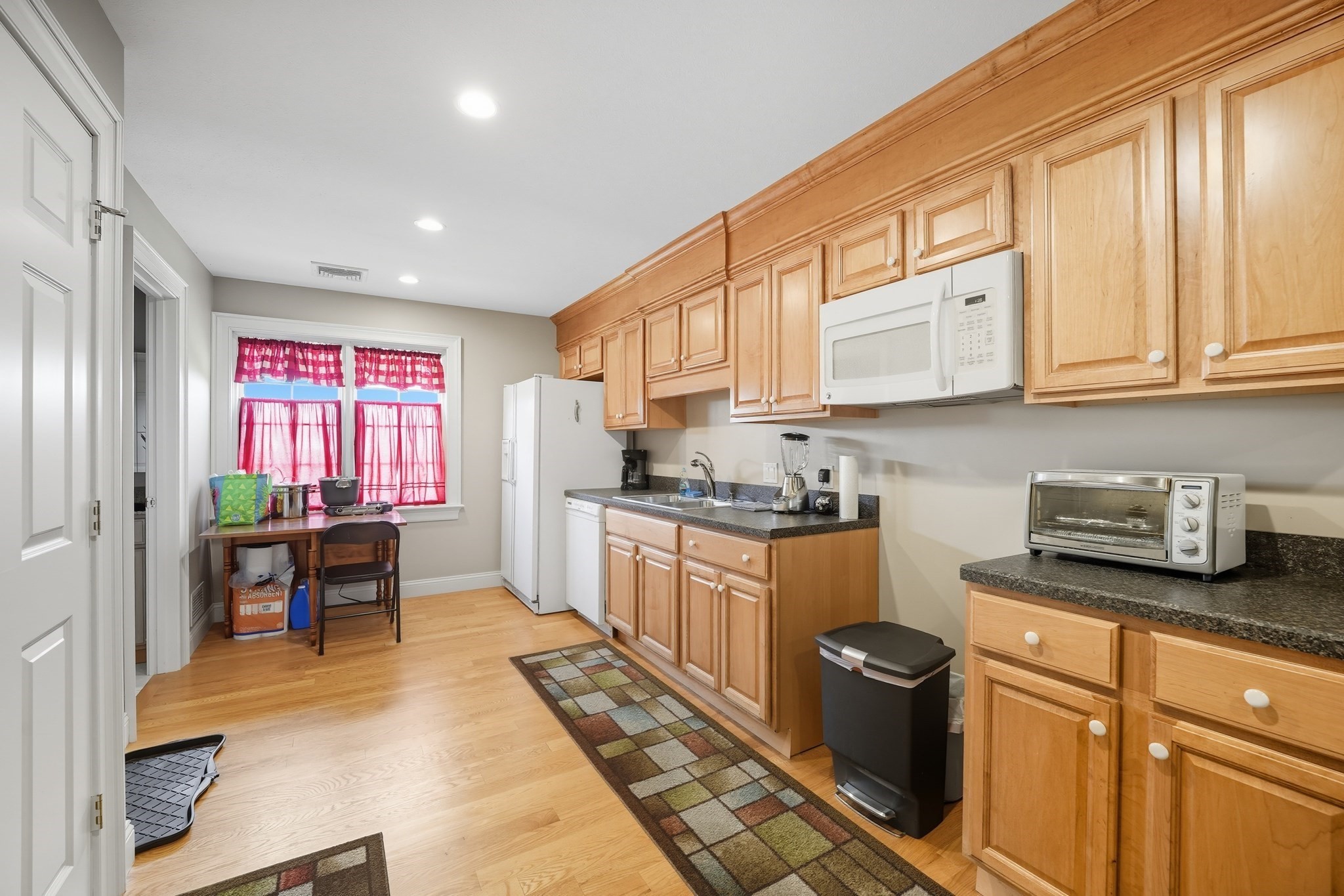 4 Sunrise Cir, South Hadley, MA 01075 - Image 30