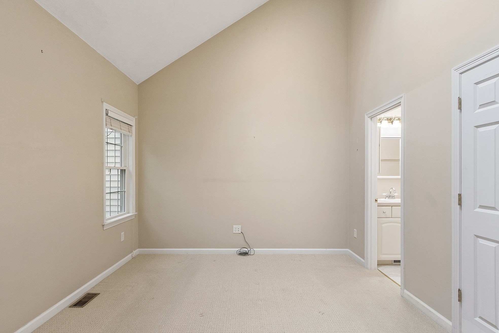 453 Blue Heron Dr Unit 453, Lancaster, MA 01523 - Image 15