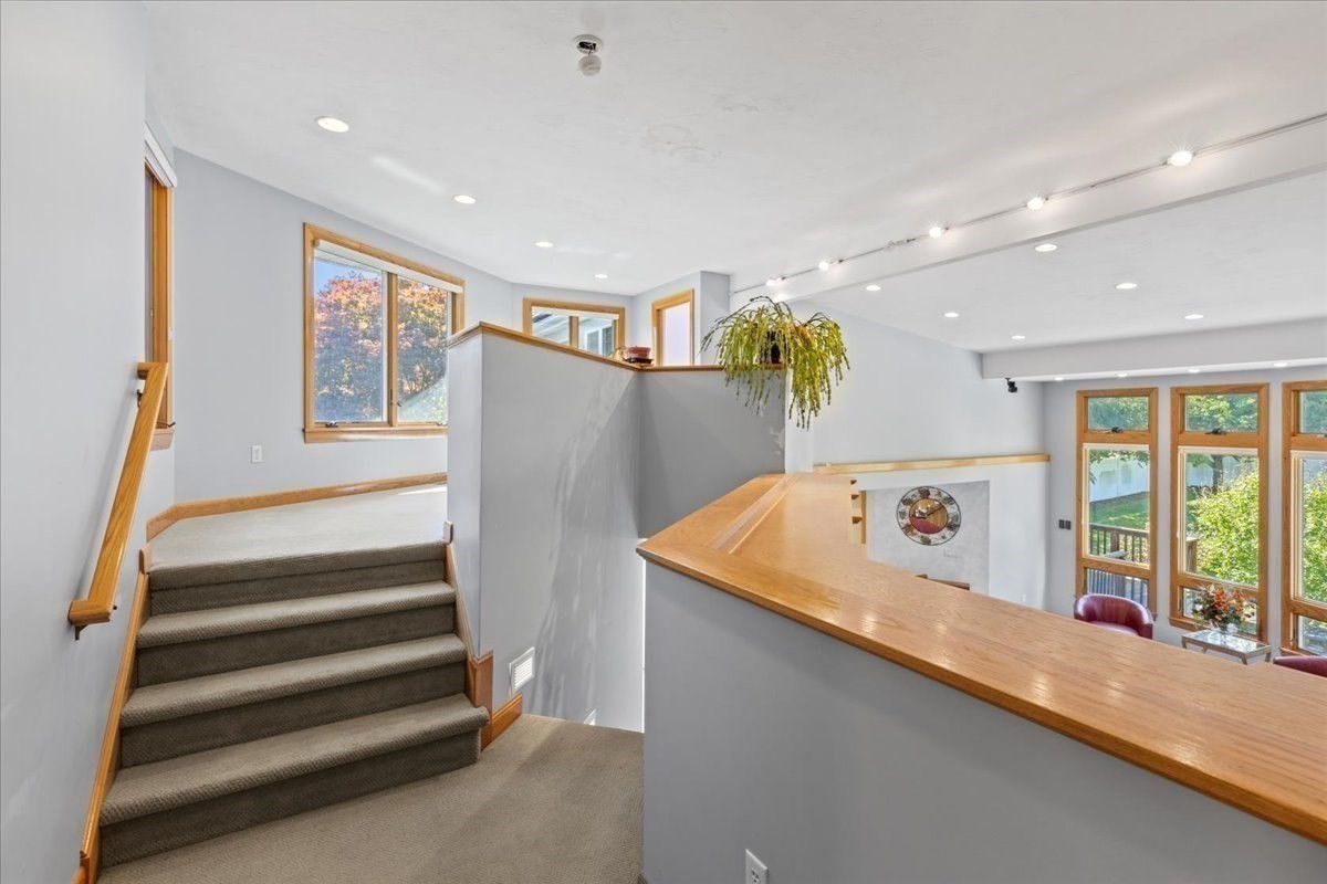 2 Thompson Rd, Foxboro, MA 02035 - Image 19